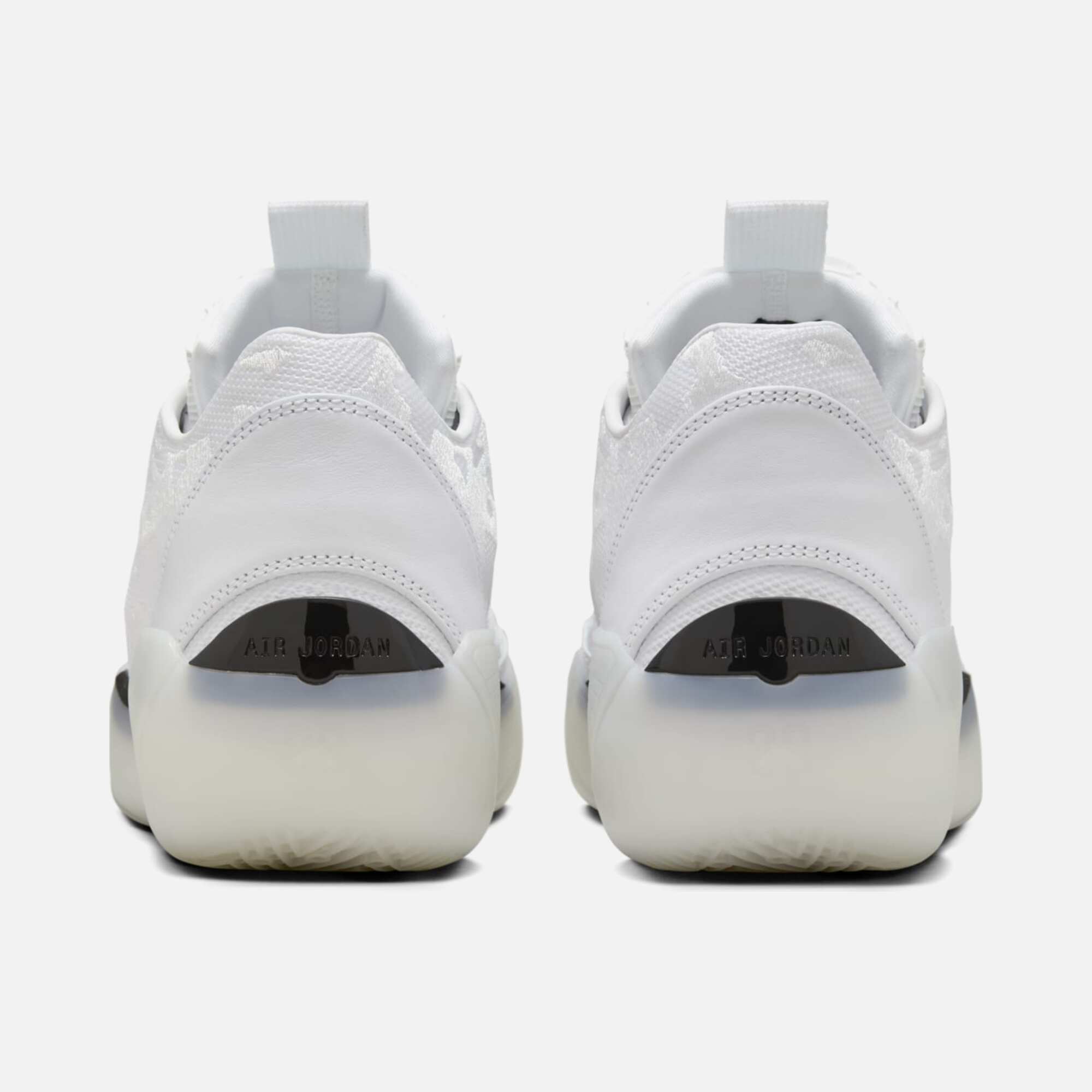 Nike Air Jordan XXXIX "Sol" Erkek Basketbol Ayakkabısı