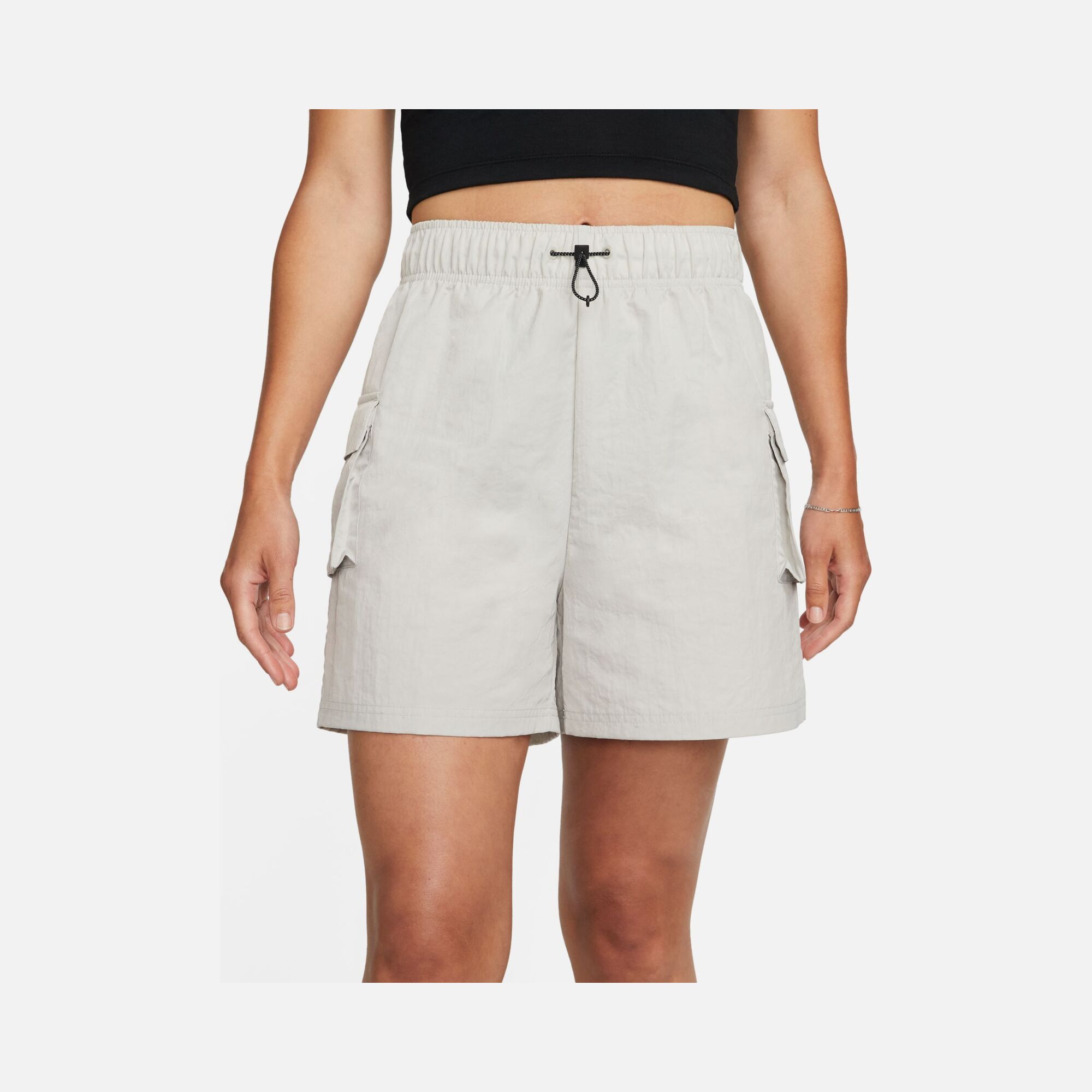 Nike Sportswear Essential Woven High-Rise Kadın Şort