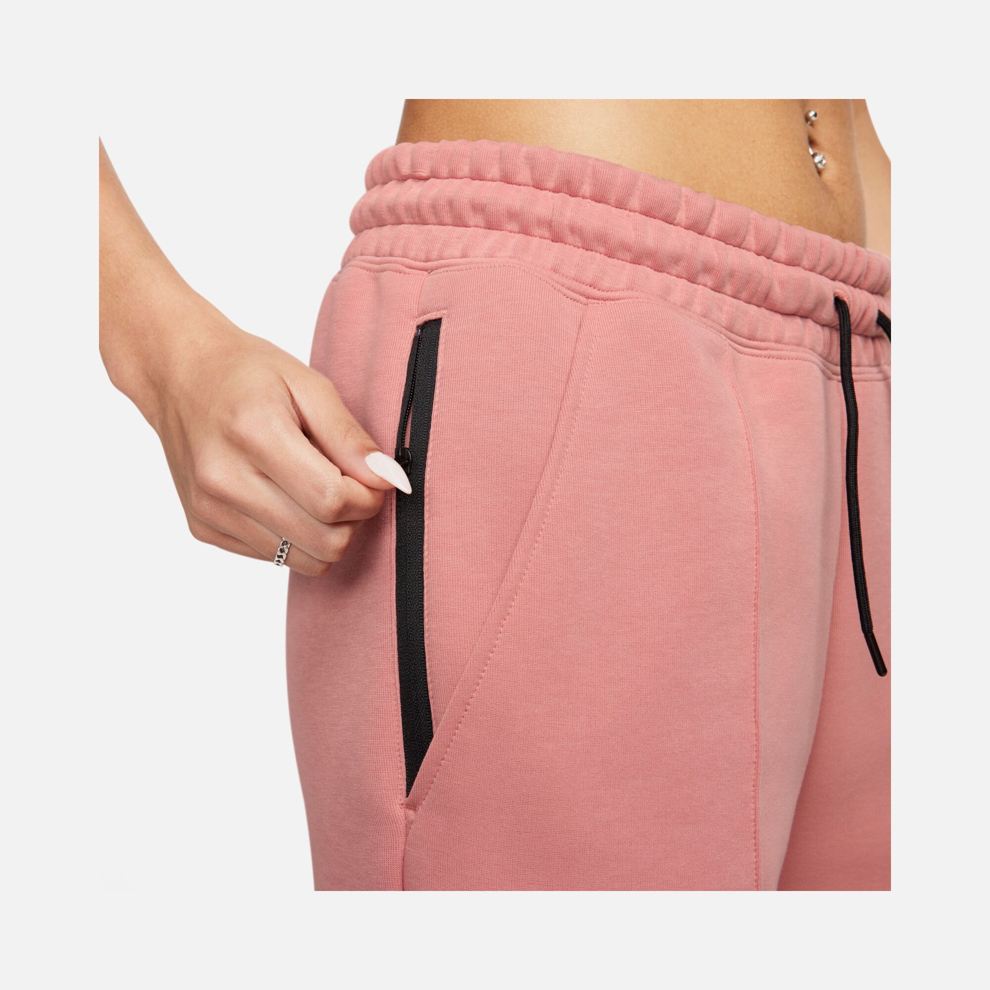 Nike Sportswear Tech Fleece Mid-Rise Kadın Eşofman Altı