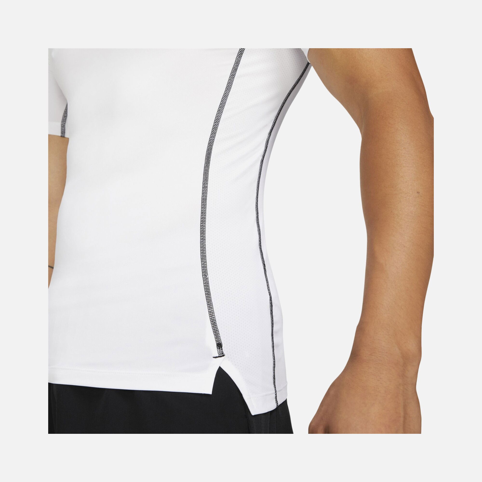 Nike Pro Dri-Fit Tight-Fit Short-Sleeve Erkek Tişört