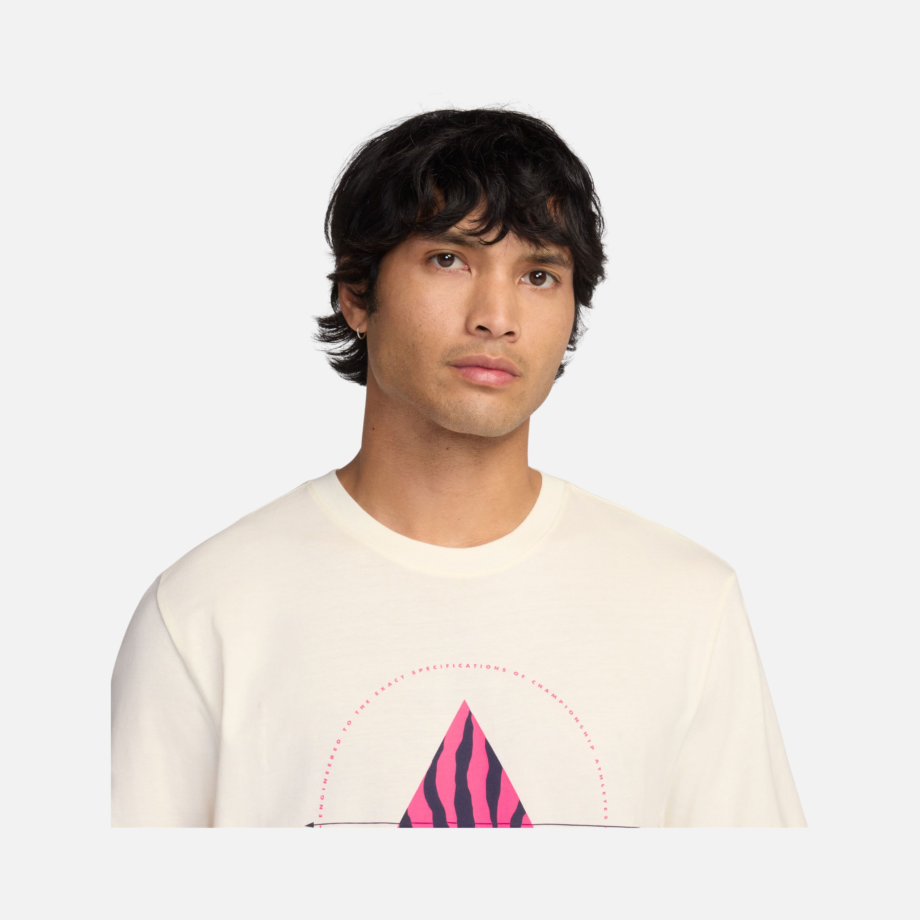 Nike U Nsw Tee Oc Brandriff Erkek Tişört