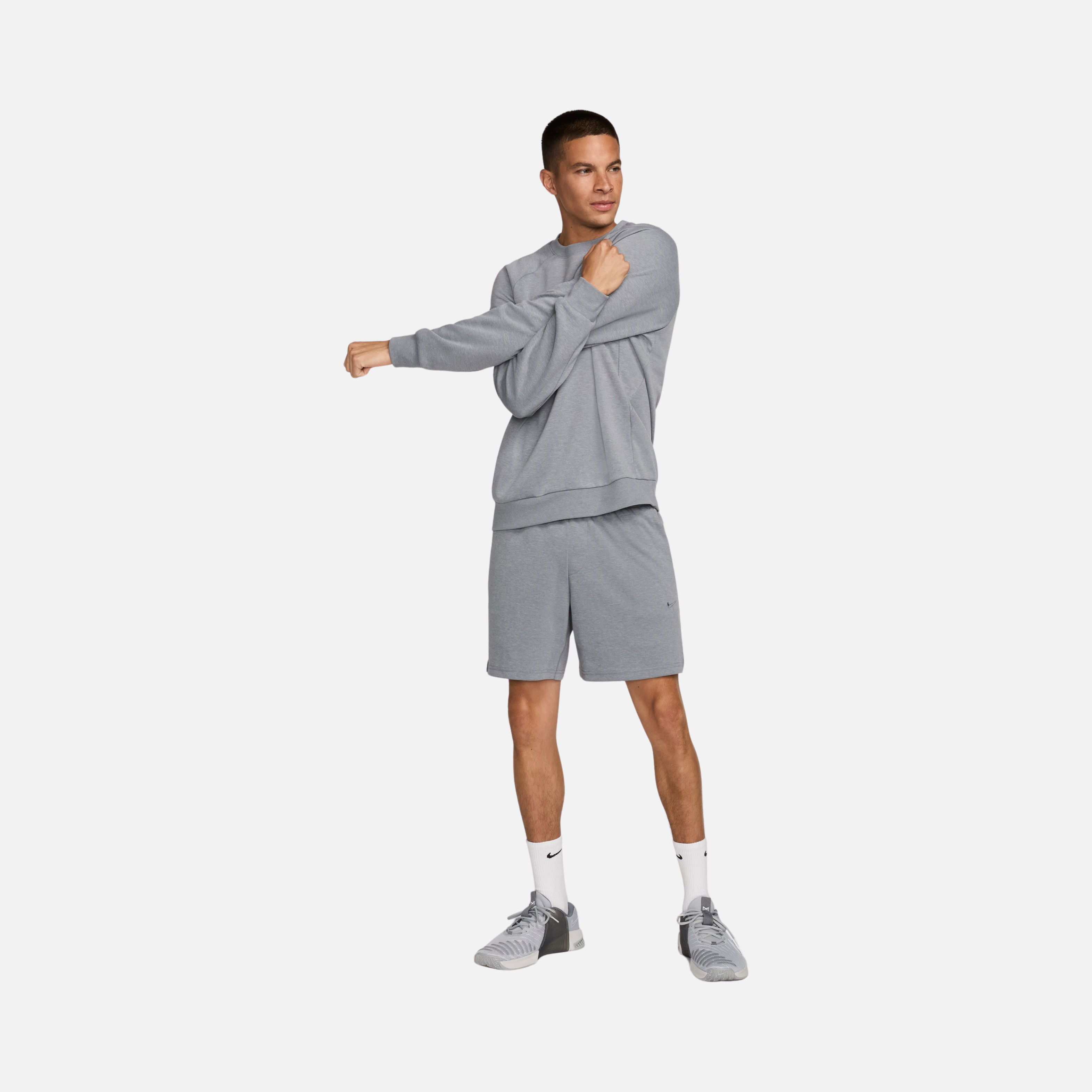 Nike Primary 7" Dri-Fit UV Unlined Versatile Training Erkek Şort