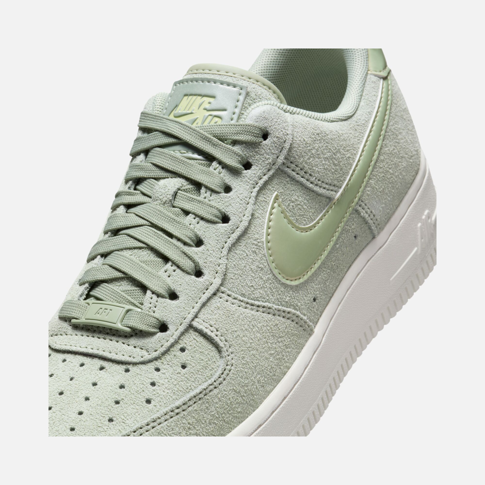 Nike Air Force 1 '07 SE ''Suede Upper'' Kadın Spor Ayakkabı