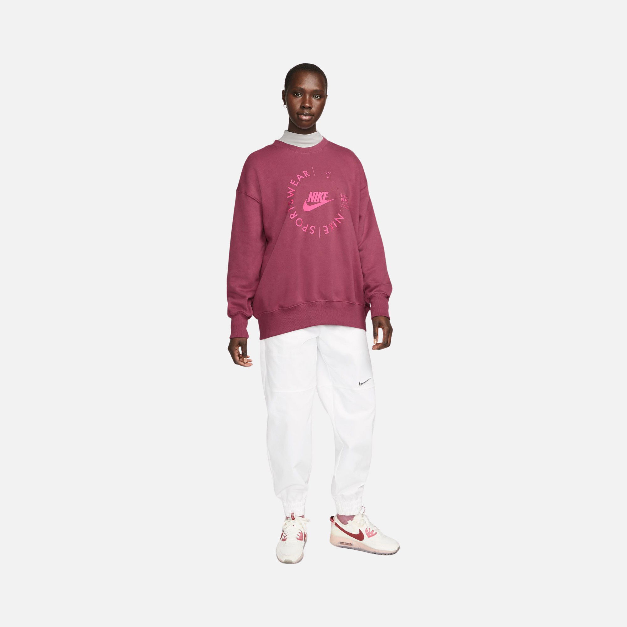 Nike Sportswear Oversized Sports Utility Crew-Neck Kadın Sweatshirt