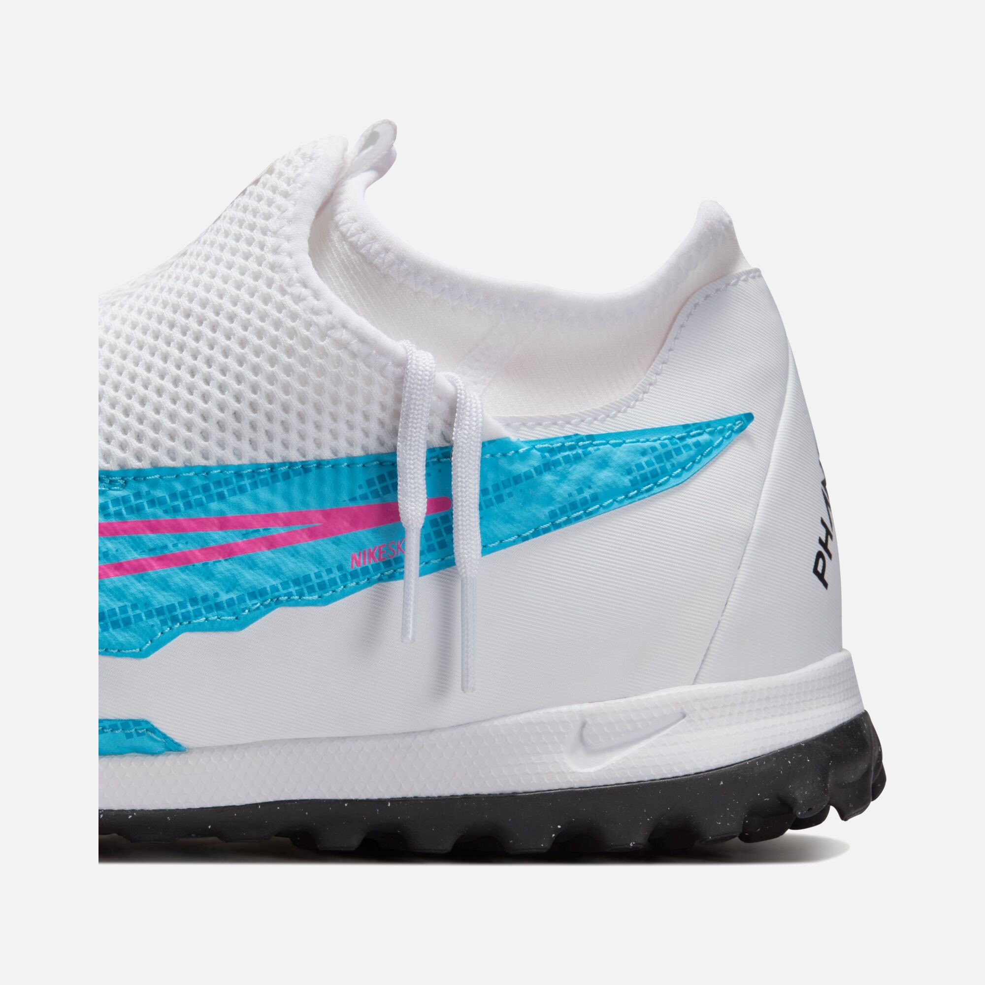 Nike Phantom GX Academy Dynamic Fit TF Turf Erkek Halı Saha Ayakkabısı