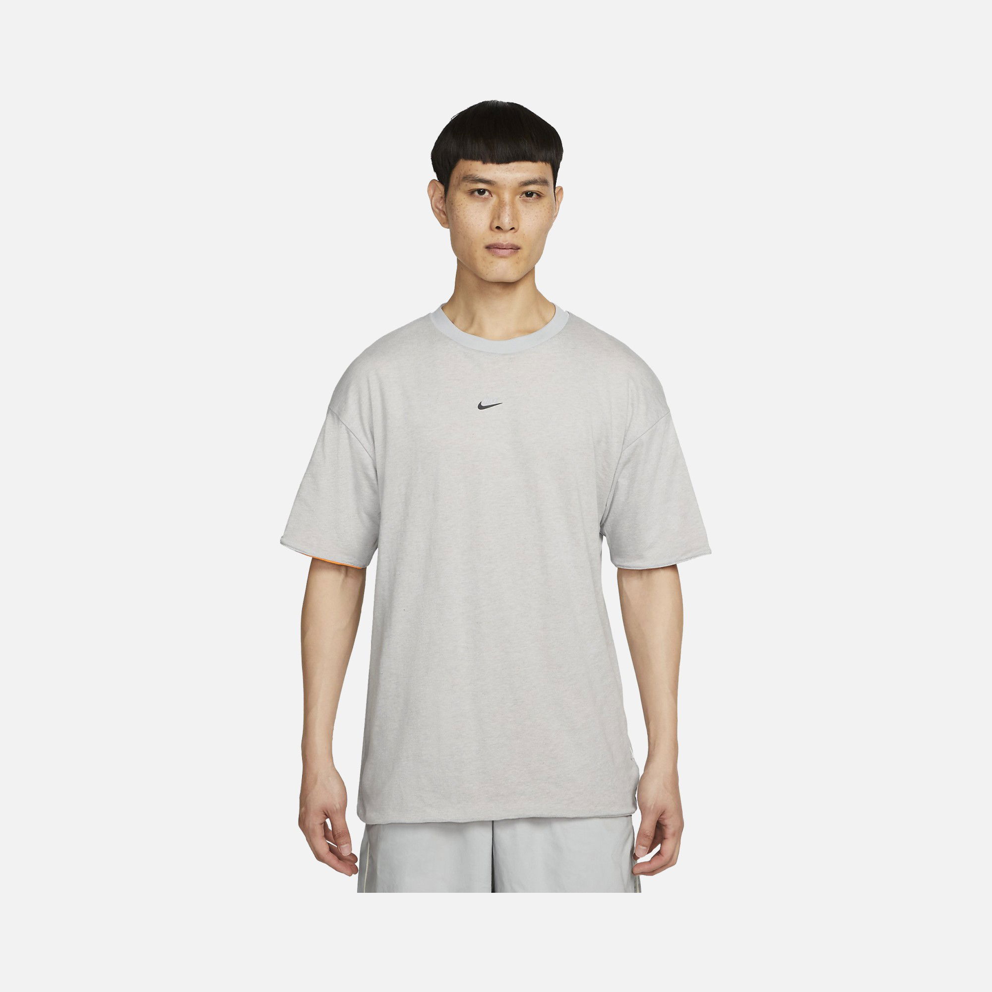 Nike Sportswear Style Essentials Reversible Short-Sleeve Erkek Tişört