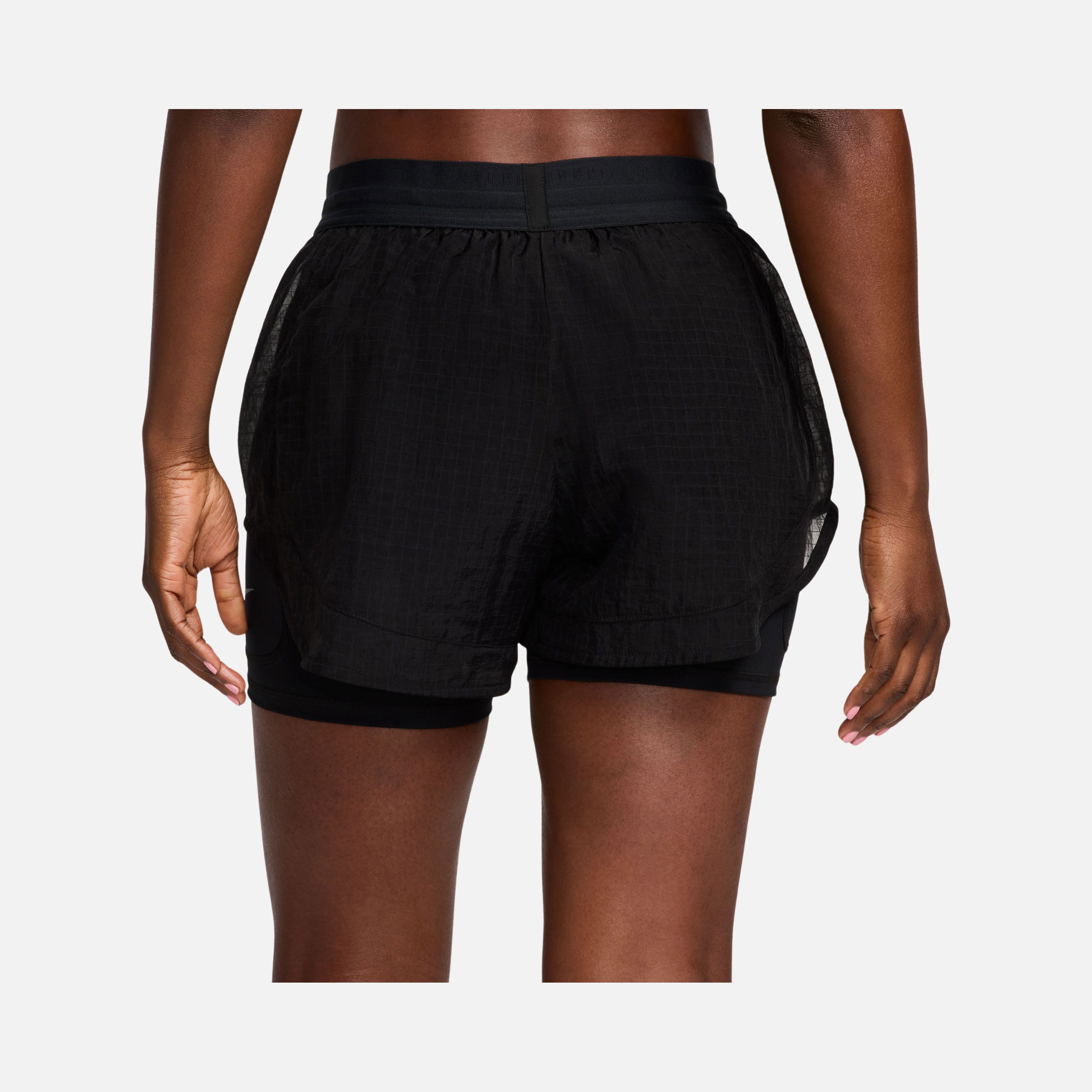 Nike Dri-Fit Run Division Mid-Rise 7.5cm (approx.) 2-in-1 Running Kadın Şort