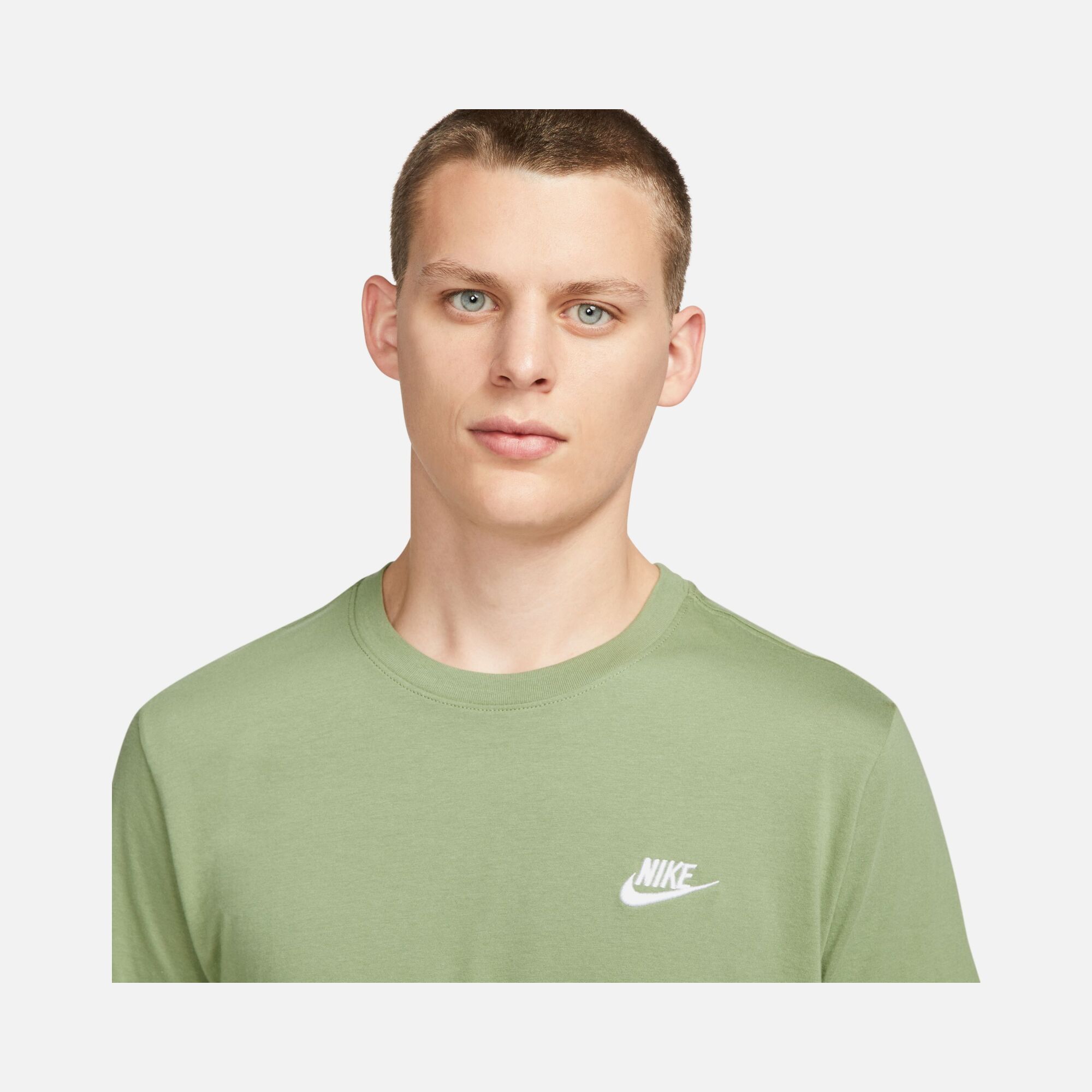 Nike Sportswear Club Short-Sleeve Erkek Tişört