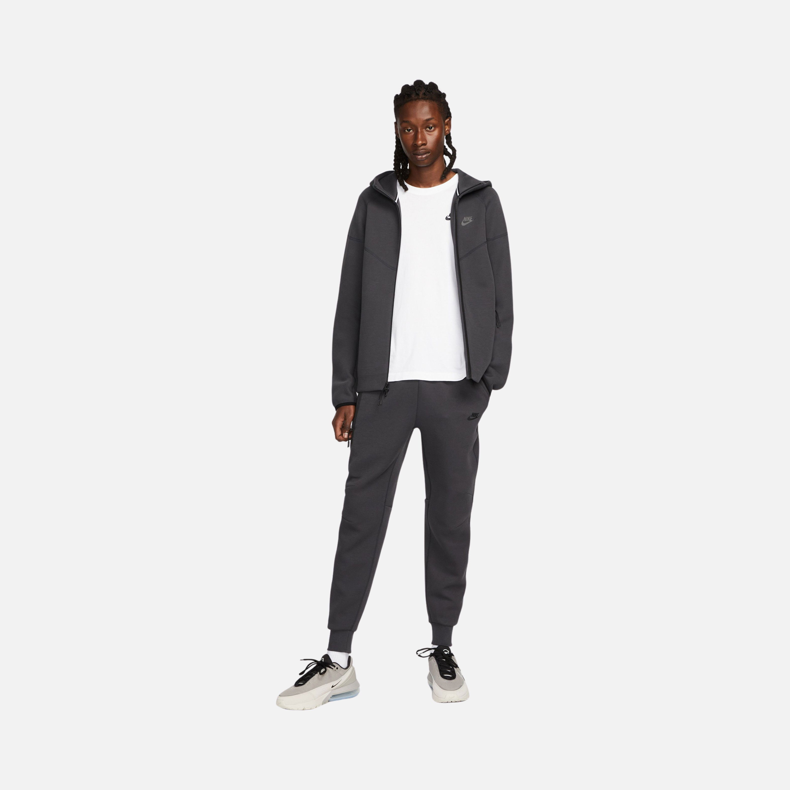 Nike Sportswear Tech Fleece FW24 Erkek Eşofman Altı