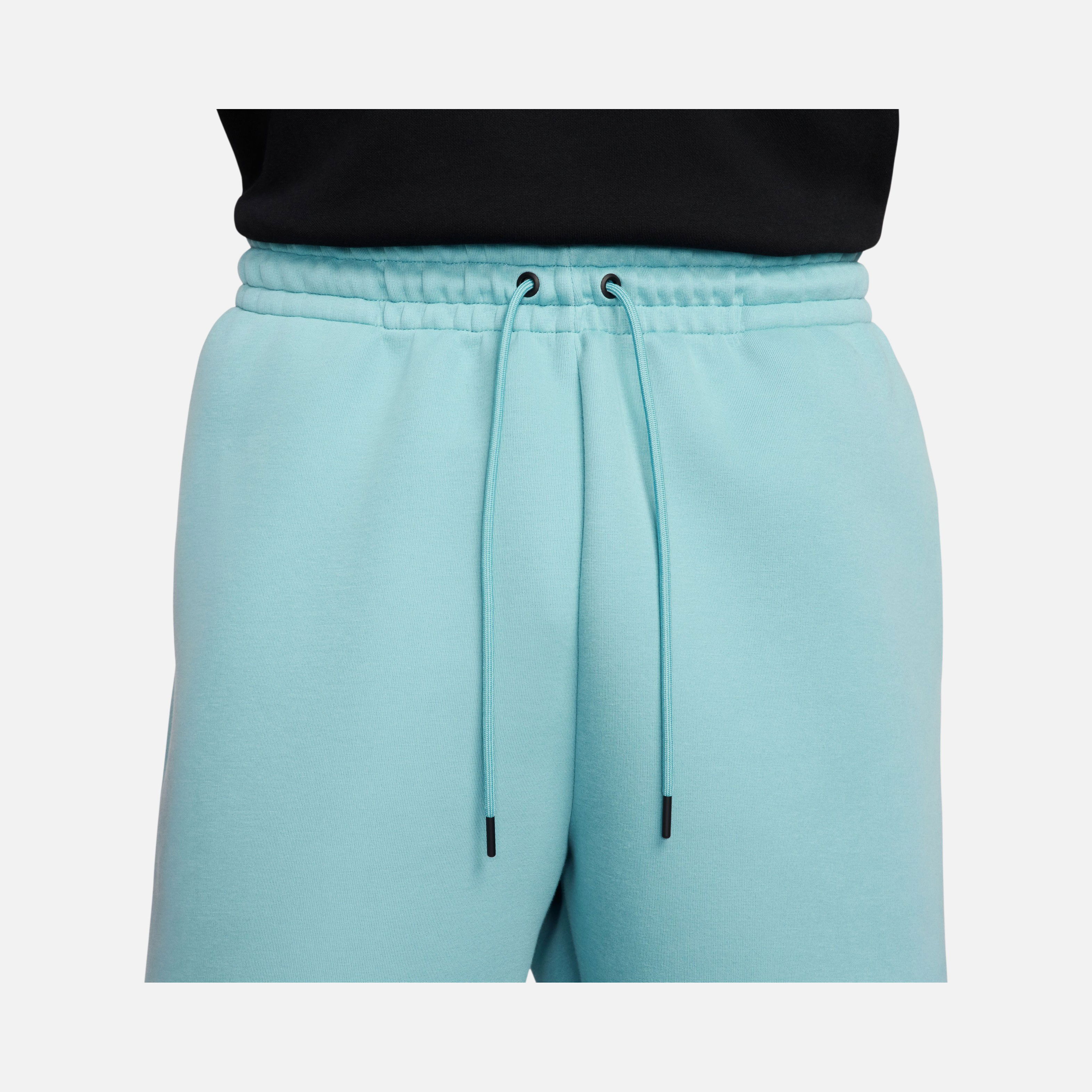 Nike Sportswear Tech Fleece Reimagined FW24 Erkek Şort