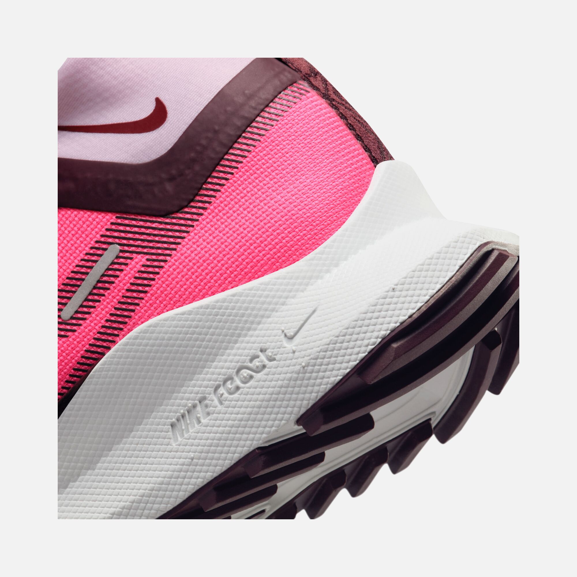 Nike Pegasus Trail 4 Gore-Tex Trail-Running FA23 Kadın Spor Ayakkabı