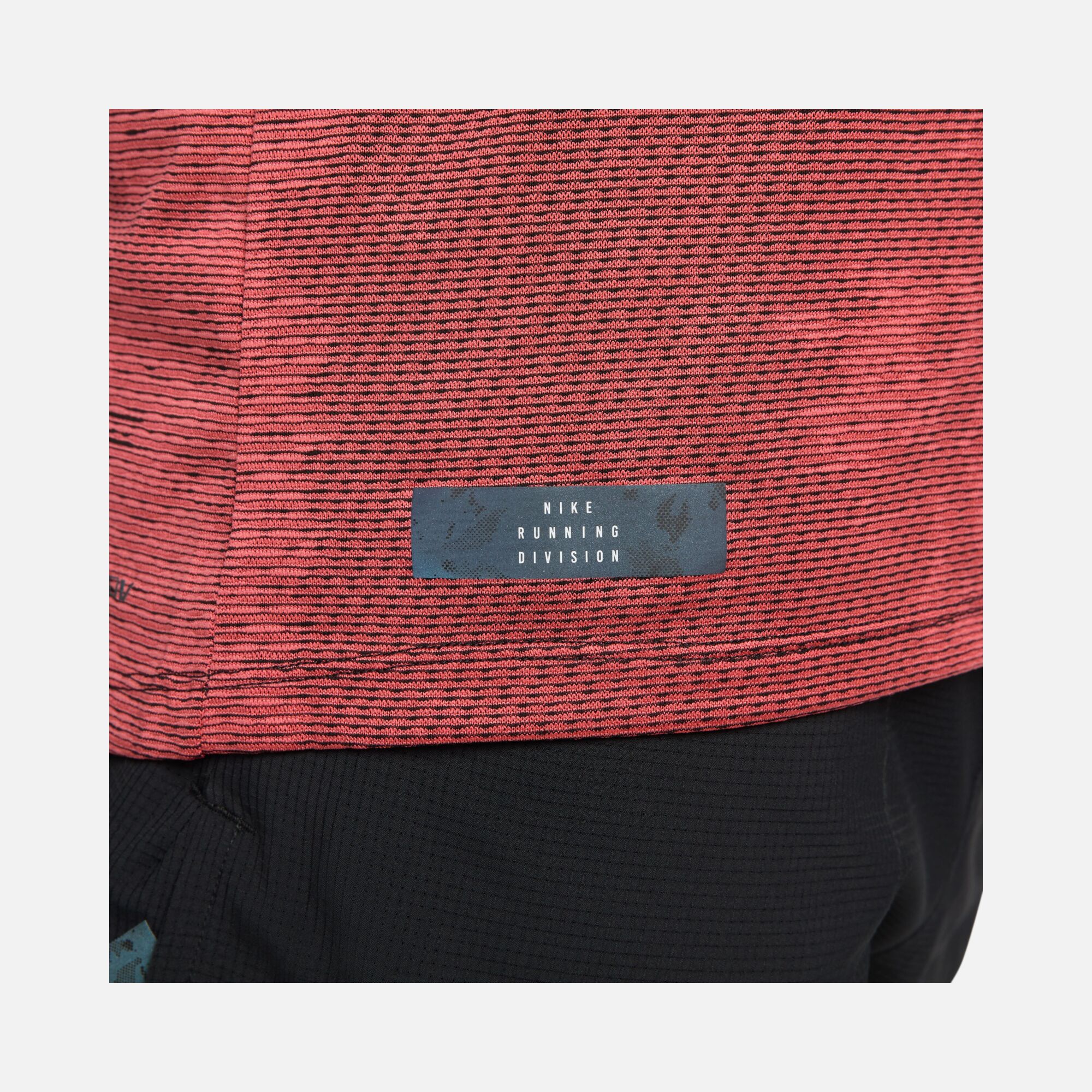 Nike Dri-Fit ADV Run Division Techknit Running Short-Sleeve Erkek Tişört