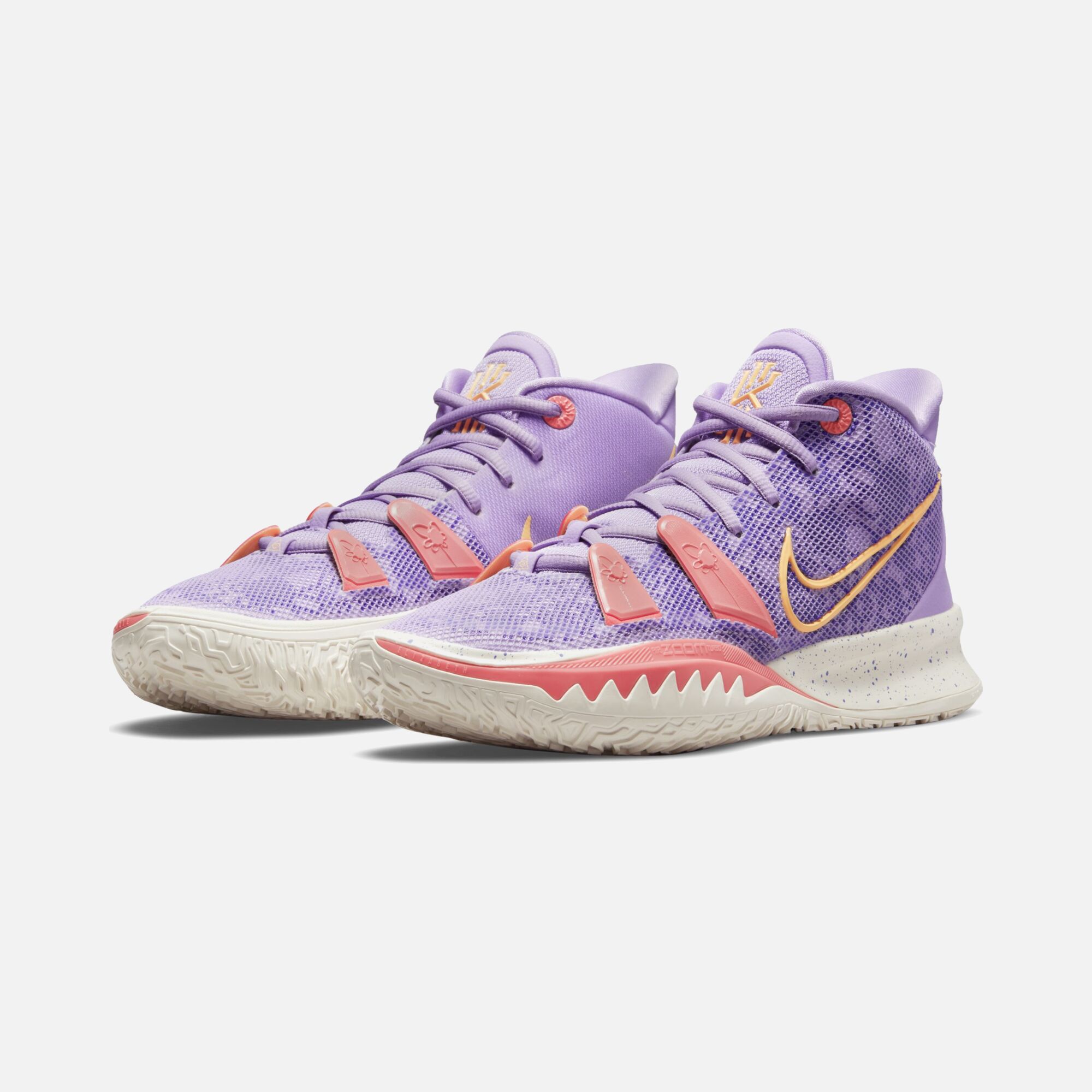 Nike Kyrie 7 Erkek Basketbol Ayakkabısı