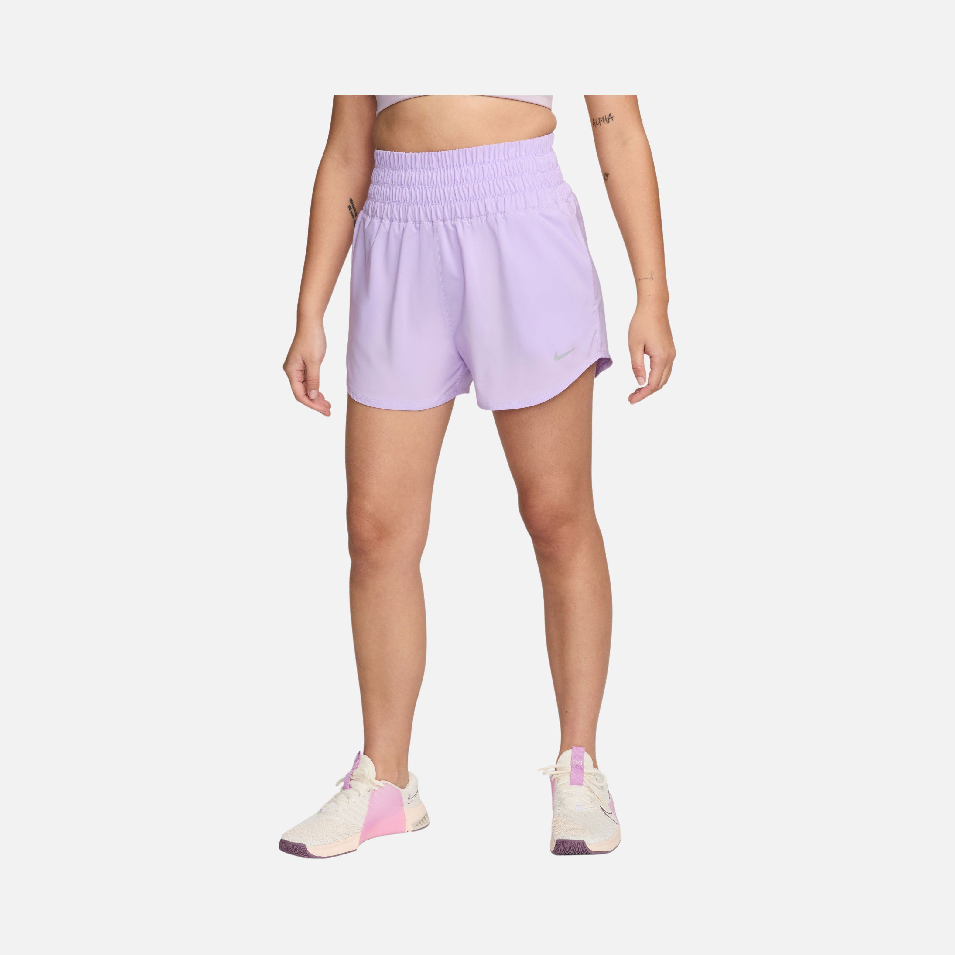 Nike One Dri-Fit Ultra High-Waisted 8cm (approx.) Brief-Lined Multidirectional Kadın Şort