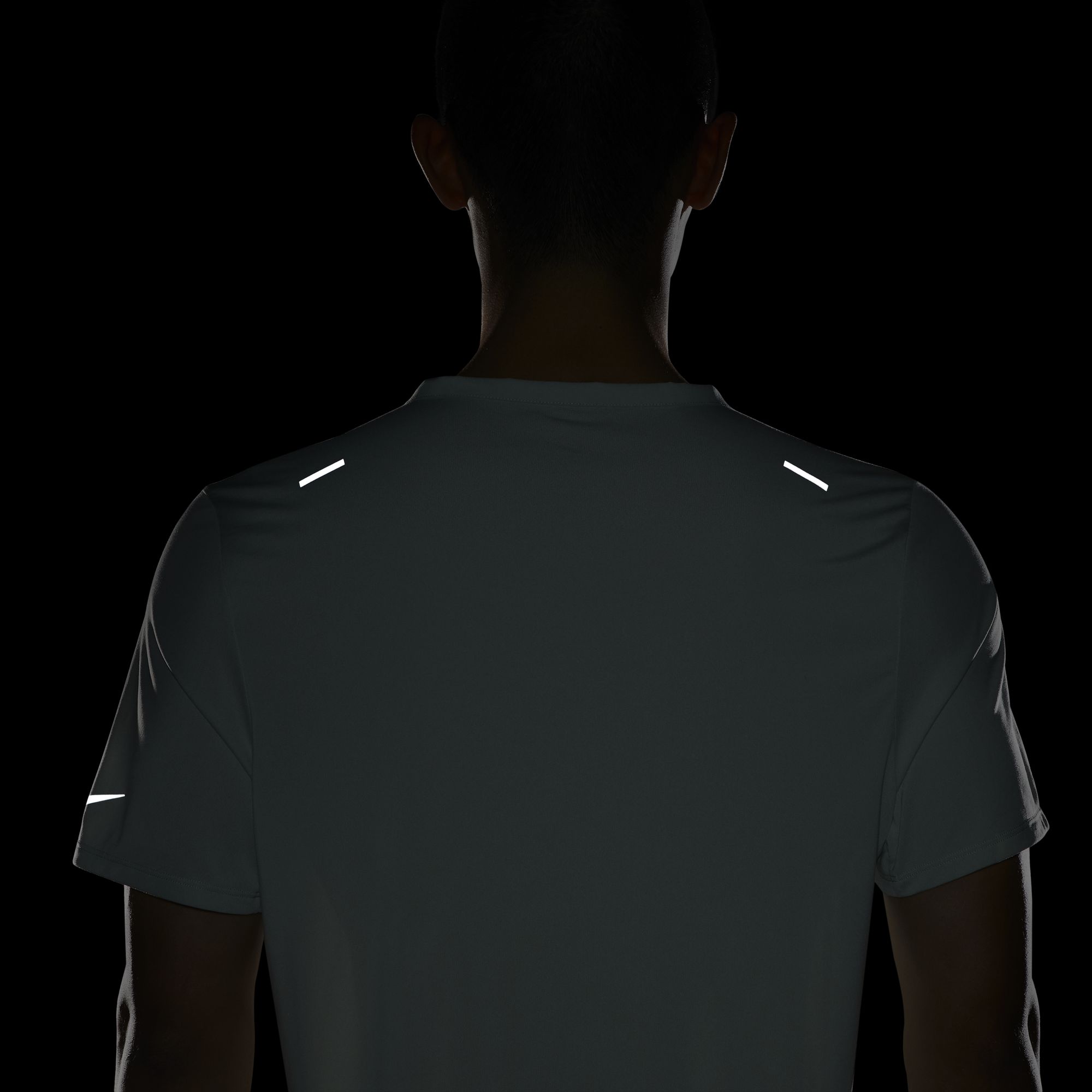 Nike Dri-Fit Run Division Rise 365 FW21 Short-Sleeve Erkek Tişört