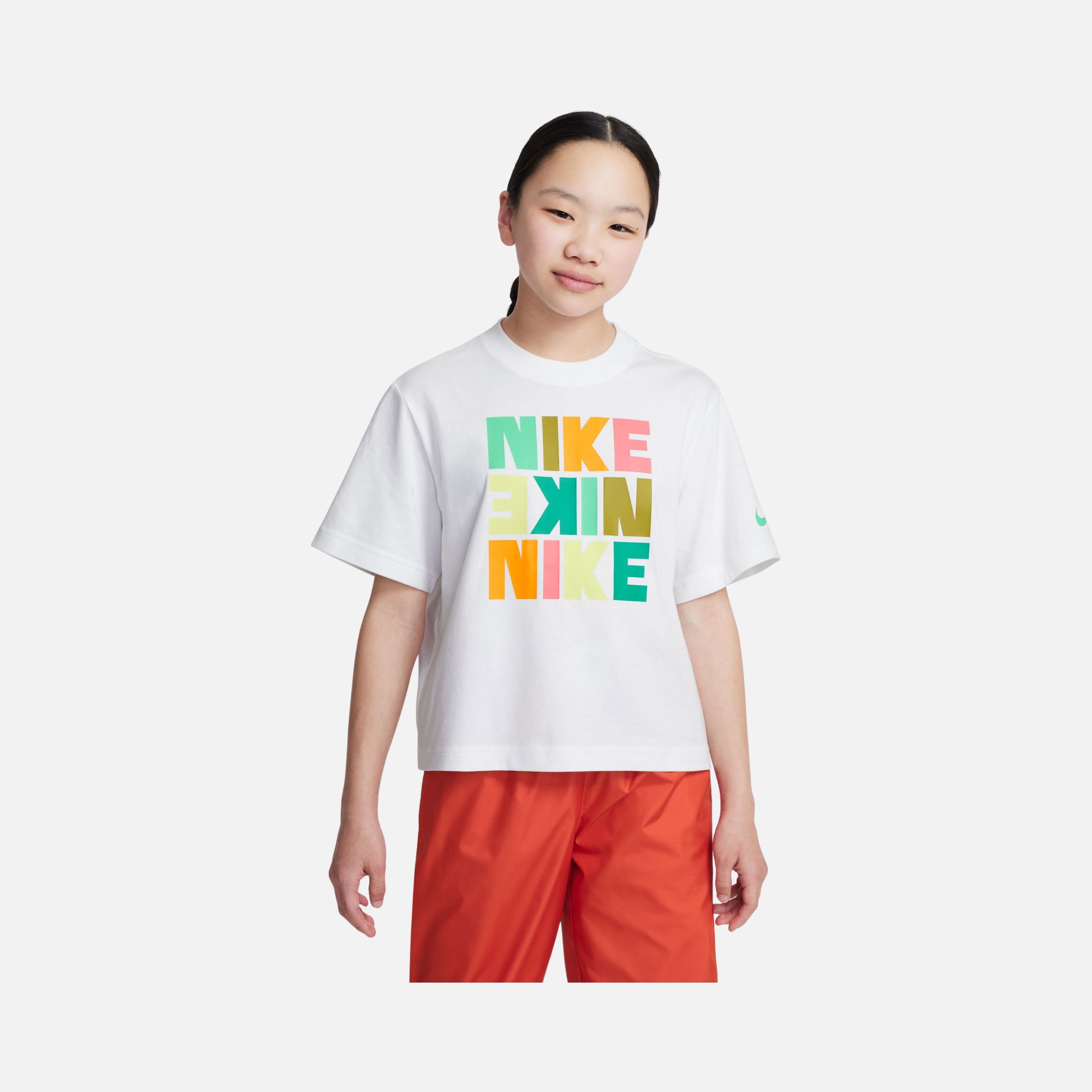 Nike Sportswear ''Tee Boxy Graphic'' Short-Sleeve (Girls') Çocuk Tişört