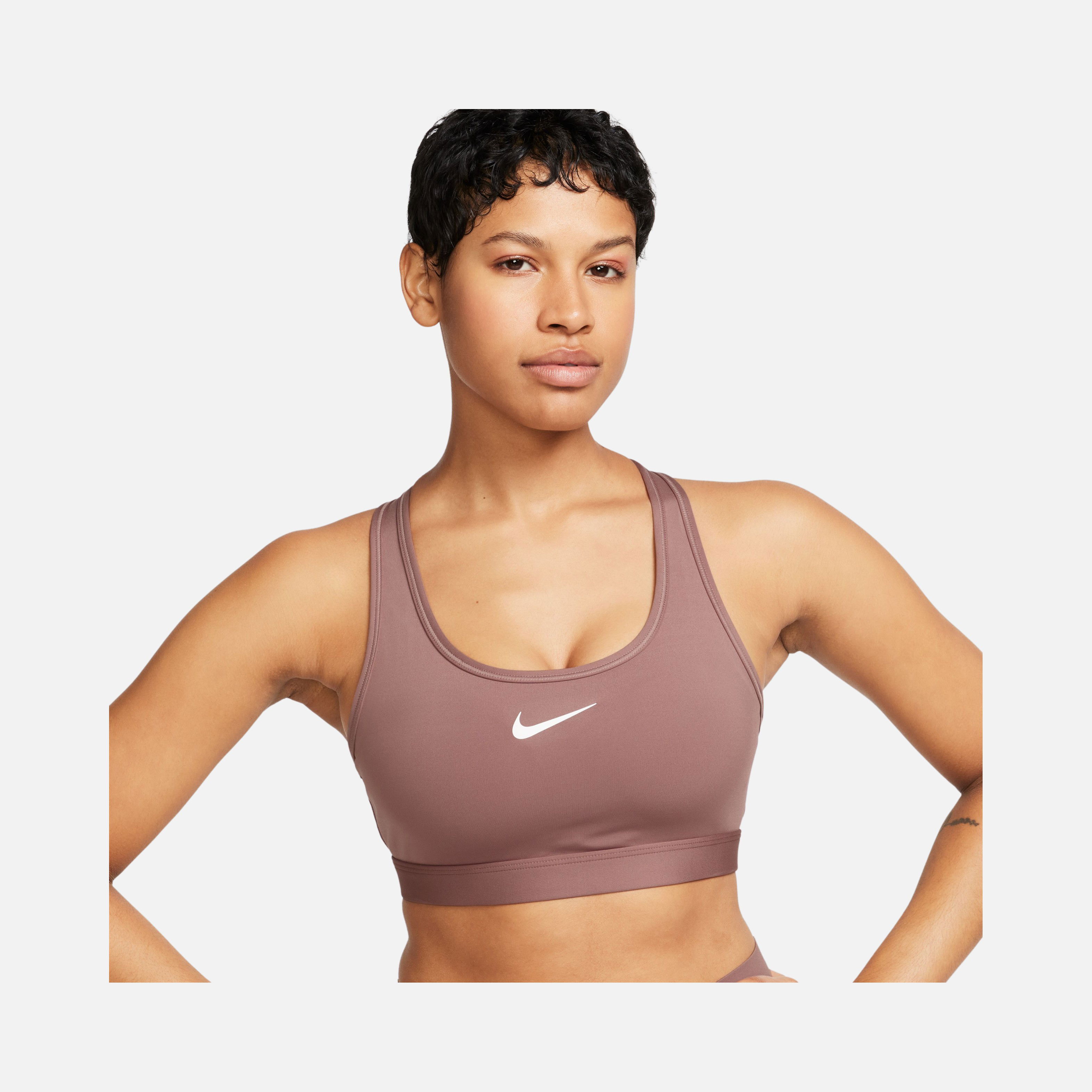 Nike Swoosh Medium Support Padded Training Kadın Bra