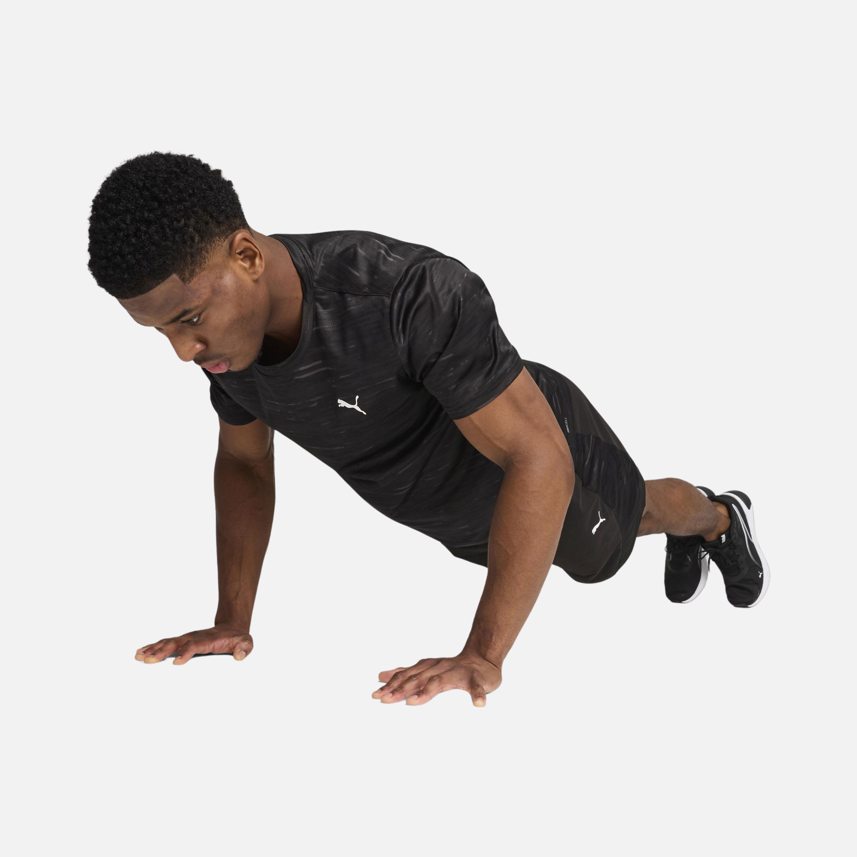 Puma DryCELL TAD Essentials All Over Printed Gym & Training Short-Sleeve Erkek Tişört