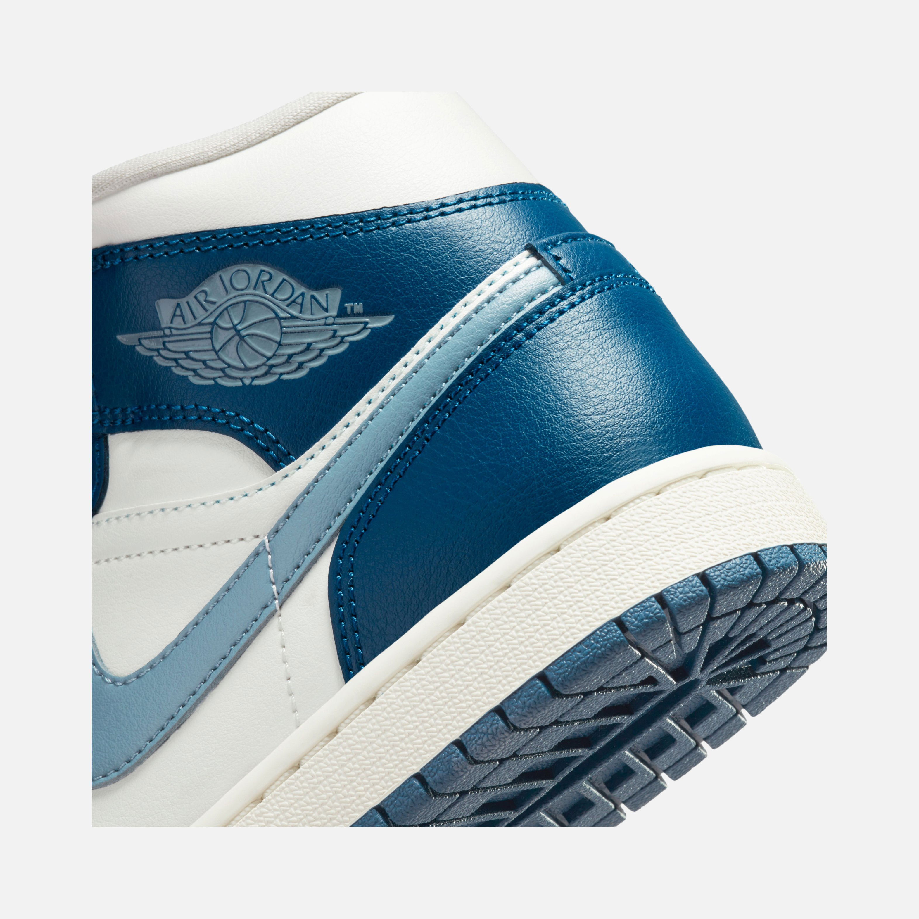 Nike Air Jordan 1 Mid Kadın Spor Ayakkabı