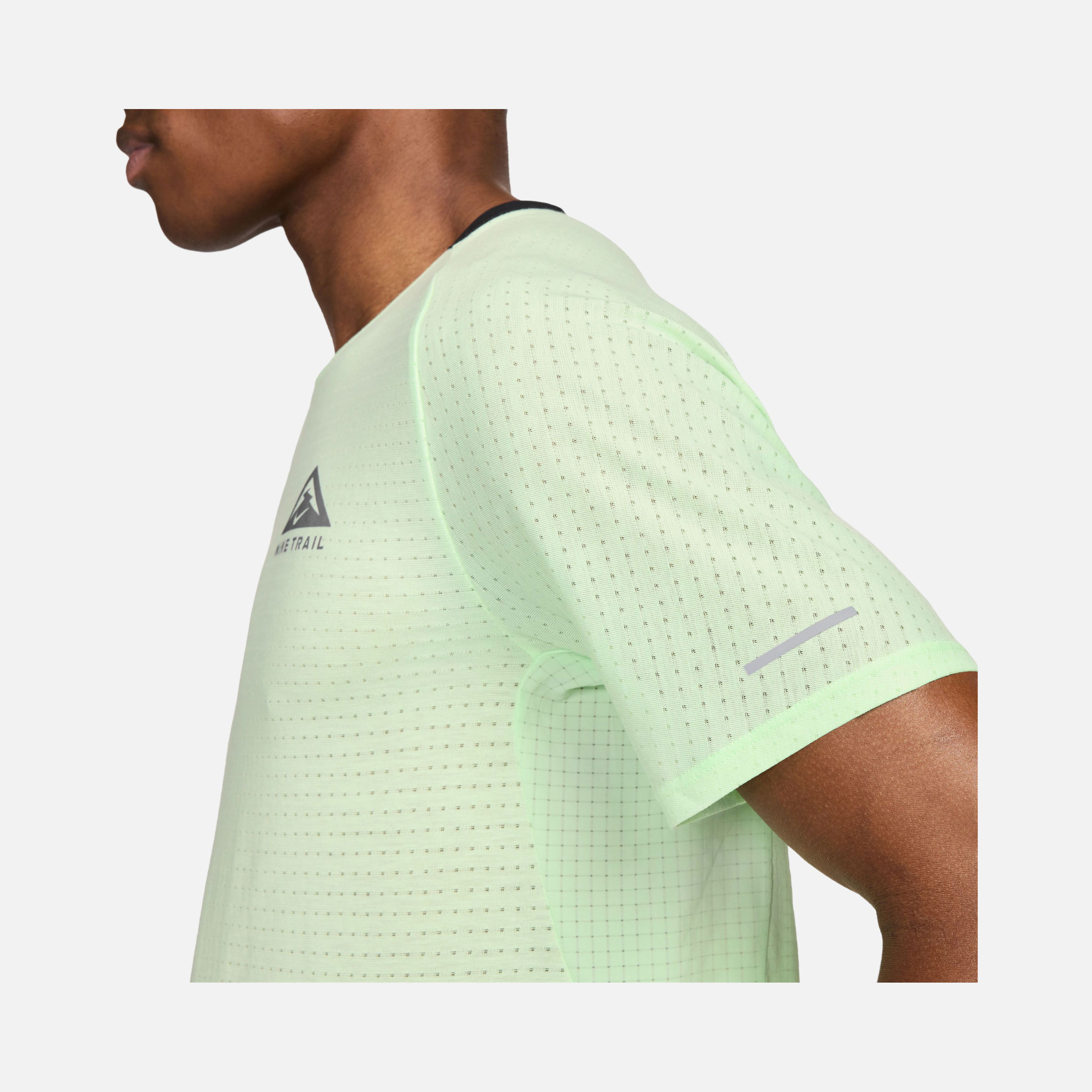 Nike Dri-Fit Trail Solar Chase Running Short-Sleeve Erkek Tişört