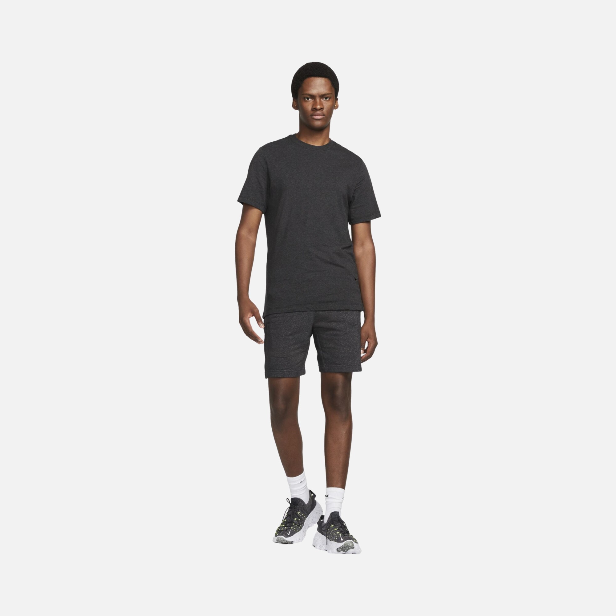 Nike Sportswear Sustainability Short-Sleeve Erkek Tişört