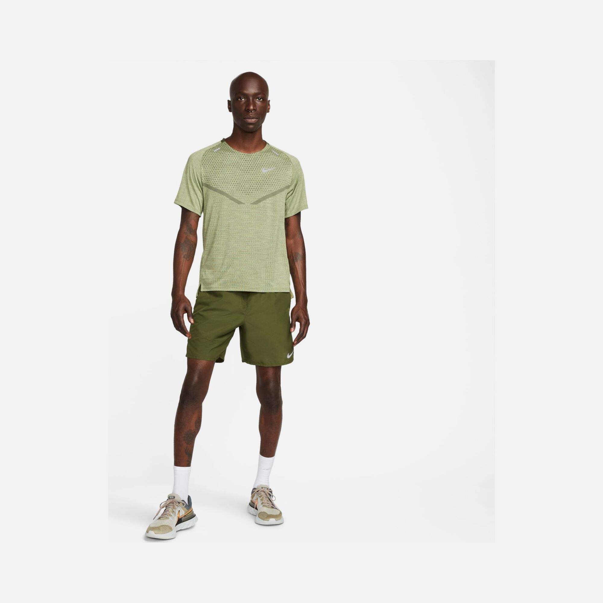 Nike Dri-Fit ADV TechKnit Ultra Running Short-Sleeve Erkek Tişört