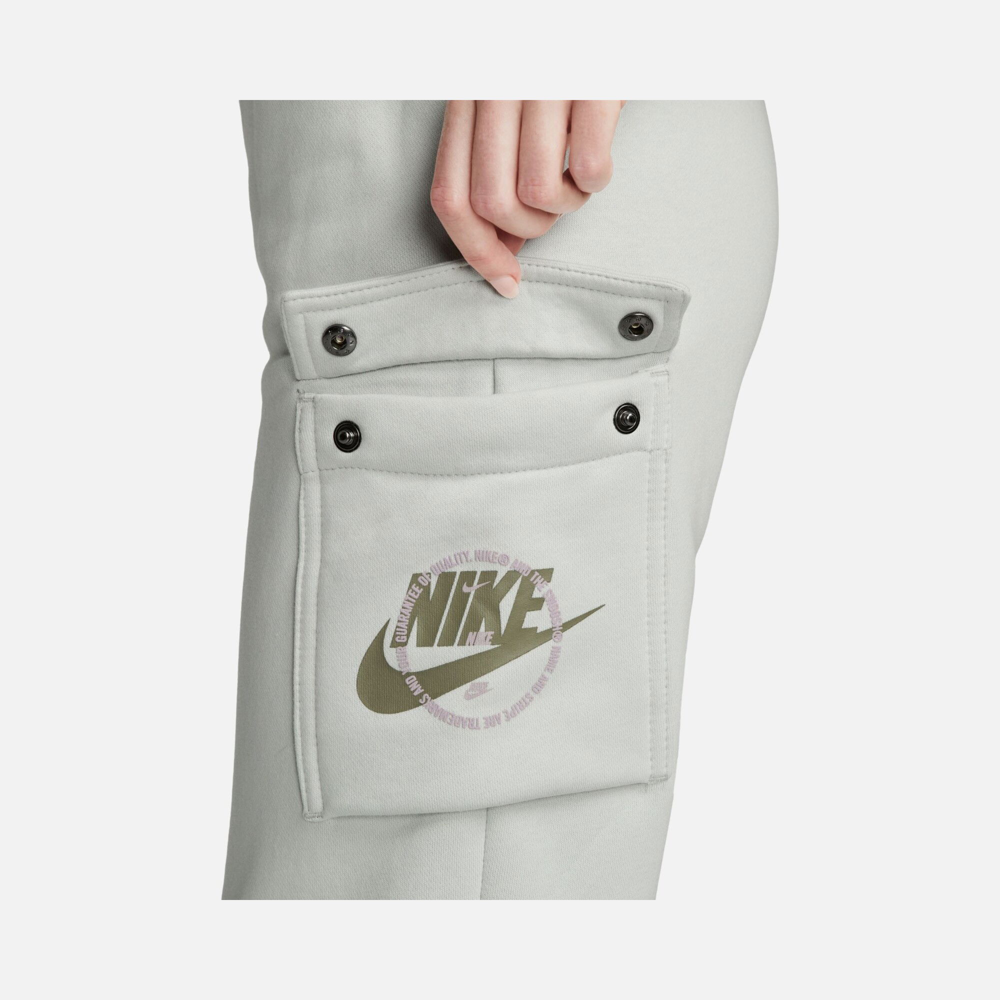 Nike Sportswear Graphic Fleece Cargo Kadın Eşofman Altı
