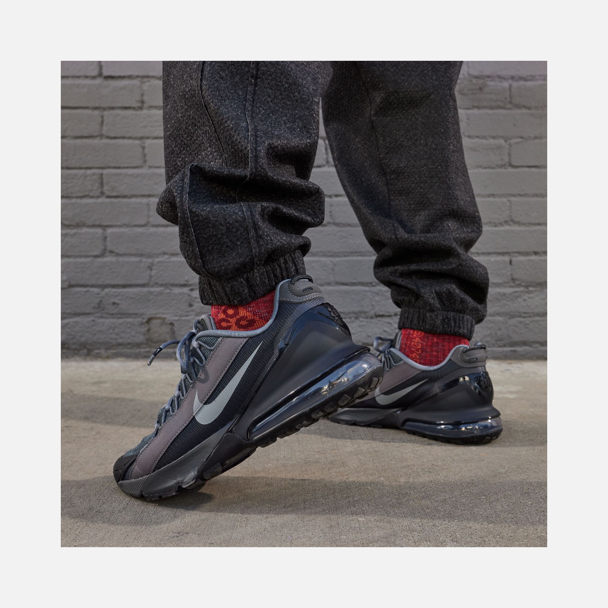 Nike Air Max Pulse Roam Erkek Spor Ayakkabı