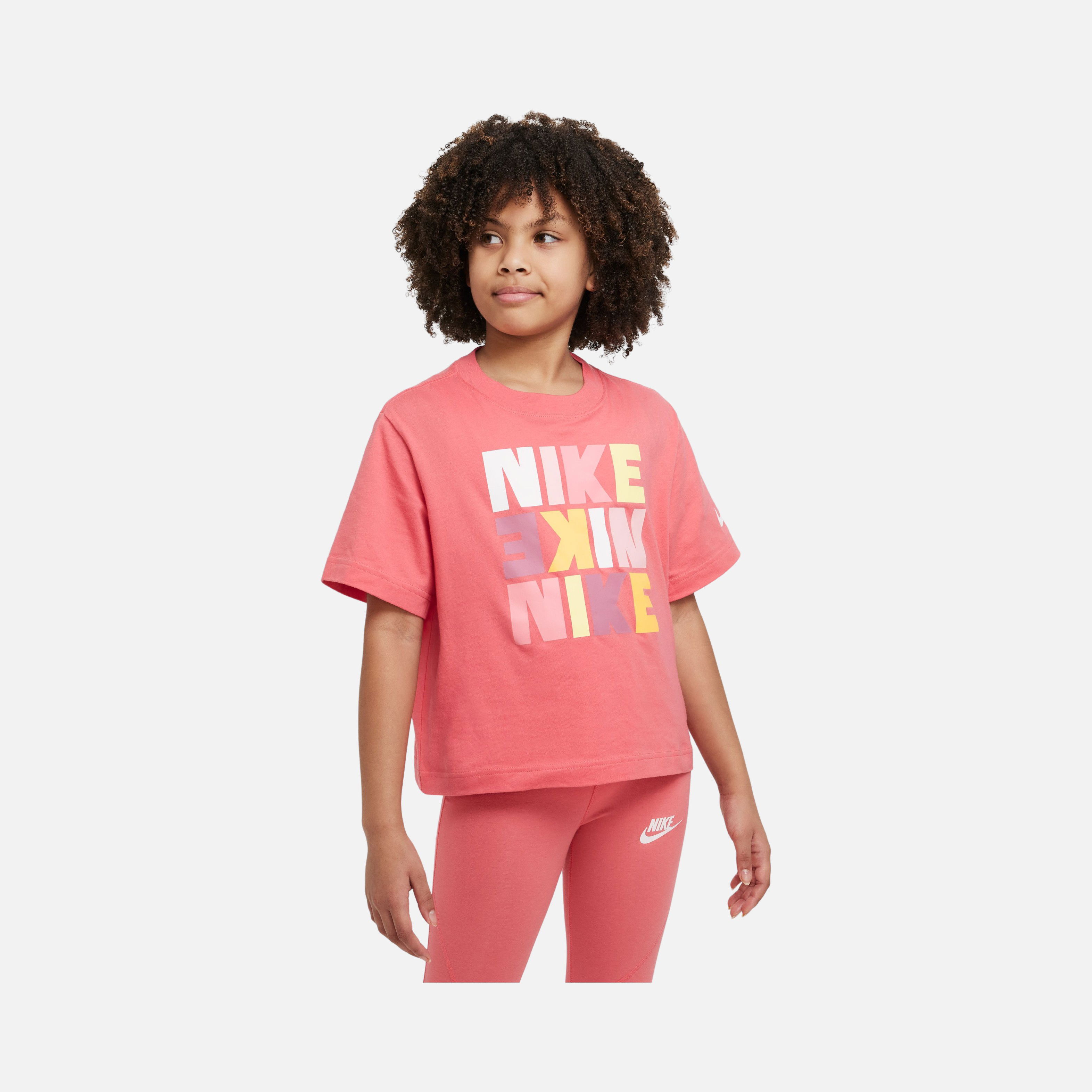 Nike Sportswear ''Tee Boxy Graphic'' Short-Sleeve (Girls') Çocuk Tişört
