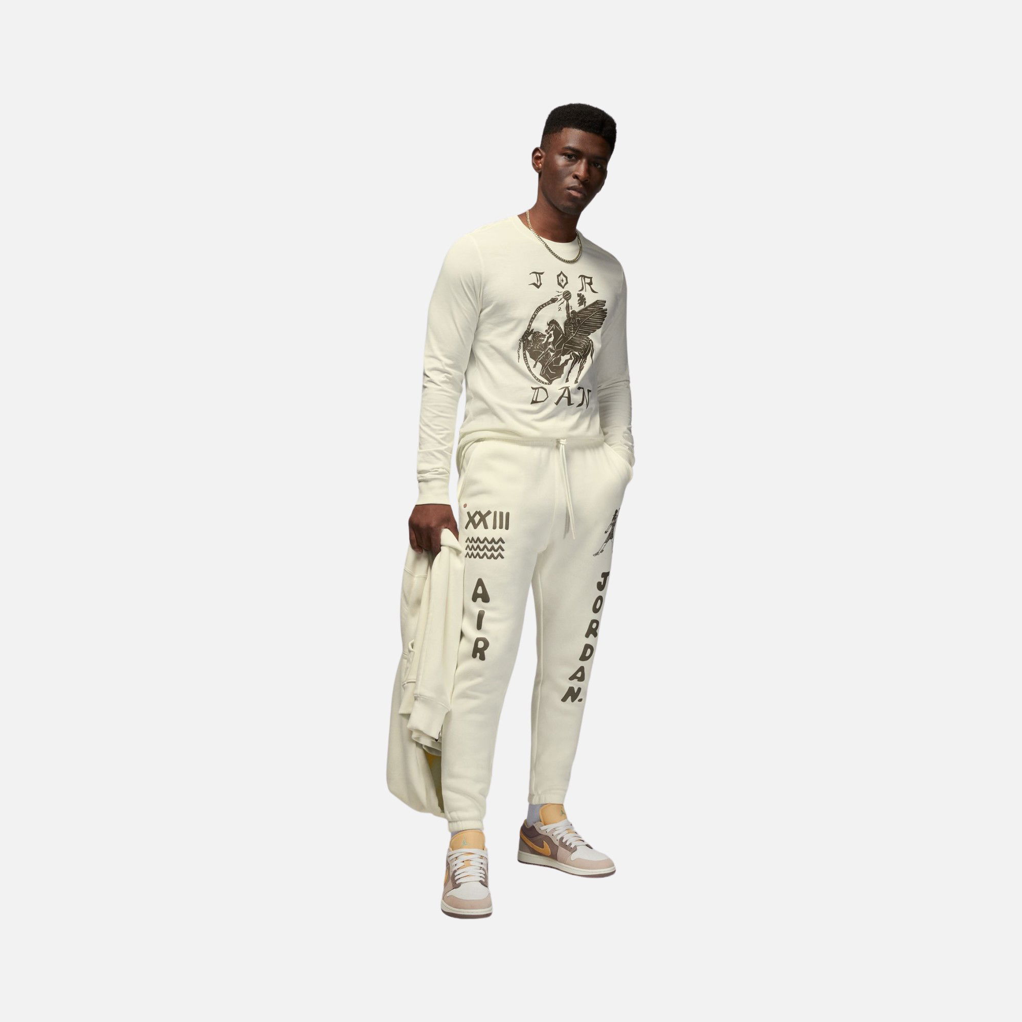 Nike Jordan Flight Artist Series Long-Sleeve Erkek Tişört