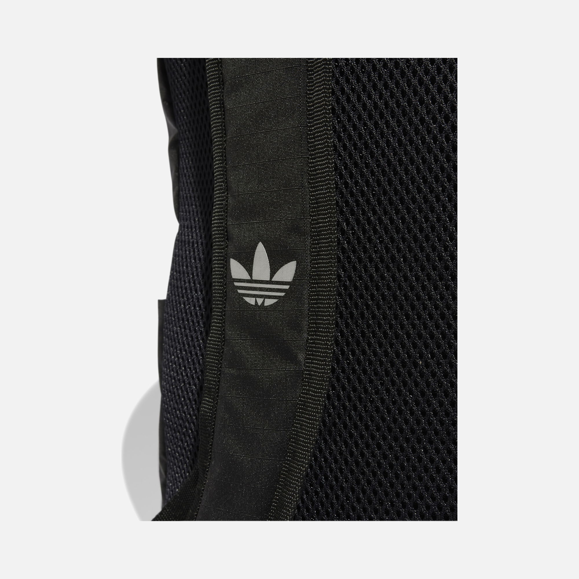 adidas Originals ''Inspired by Archive Silhouettes'' (22.5 L) Unisex Sırt Çantası