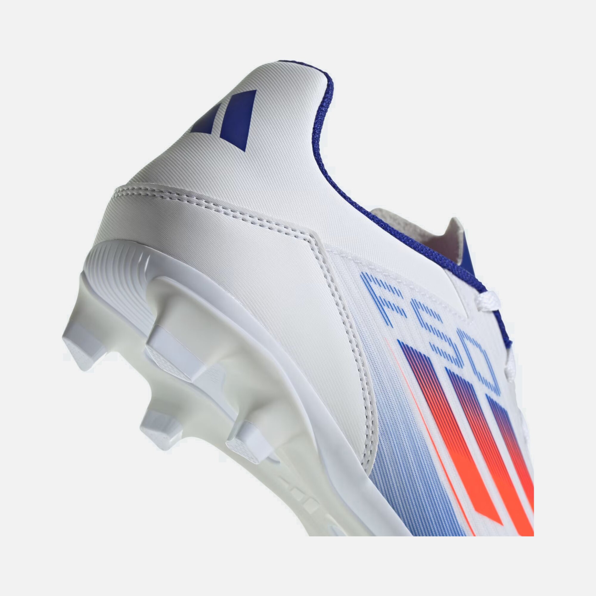 adidas F50 Club FW24 FG Firm-Ground Erkek Krampon