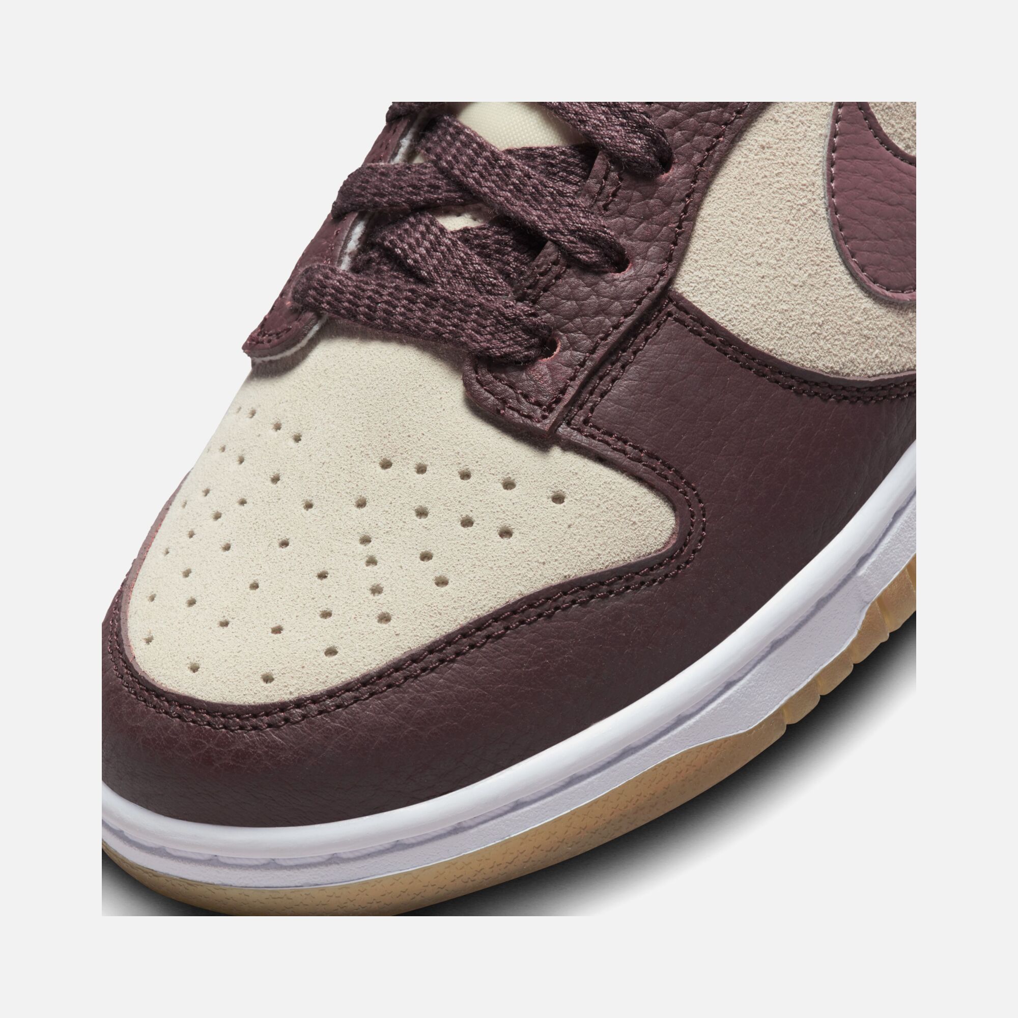 Nike Dunk Low ''Plum Eclipse'' Kadın Spor Ayakkabı