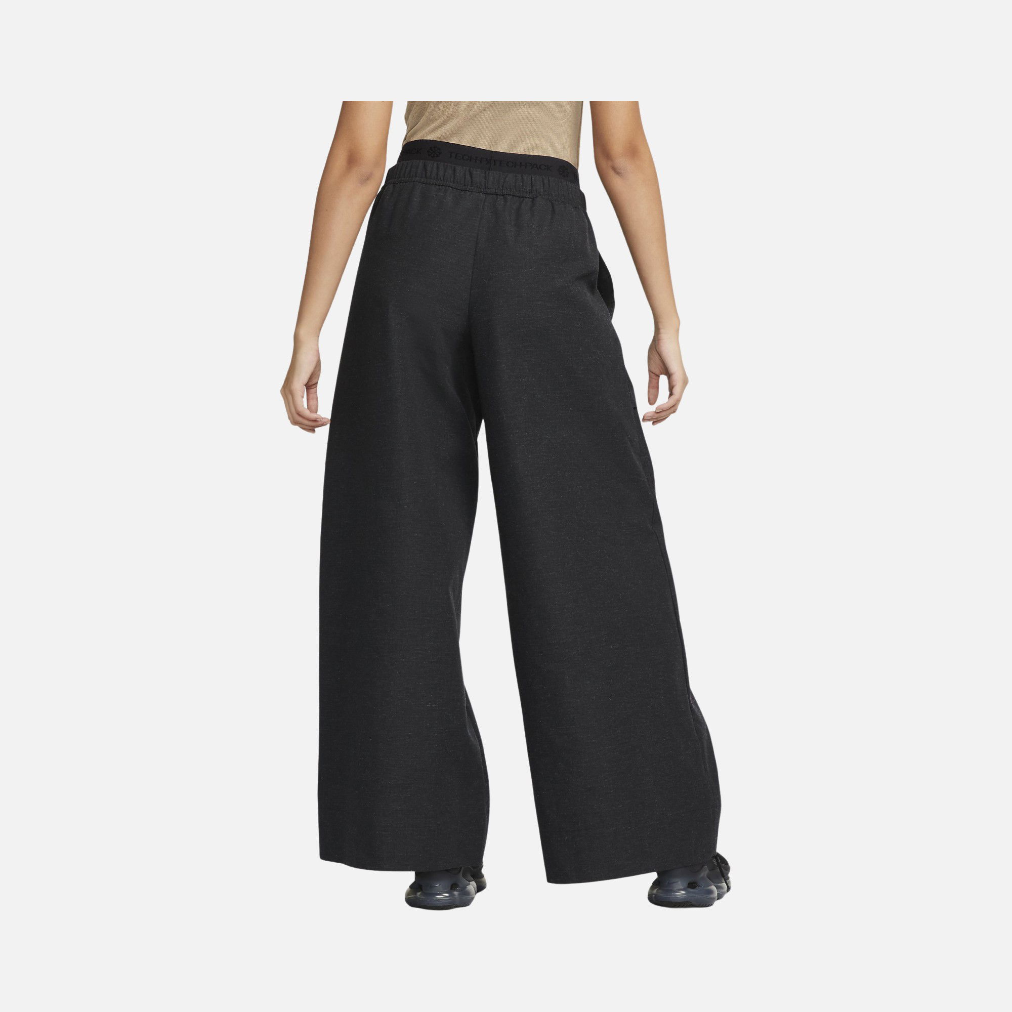 Nike Sportswear Tech Pack High-Waisted Wide-Leg Ripstop Kadın Eşofman Altı