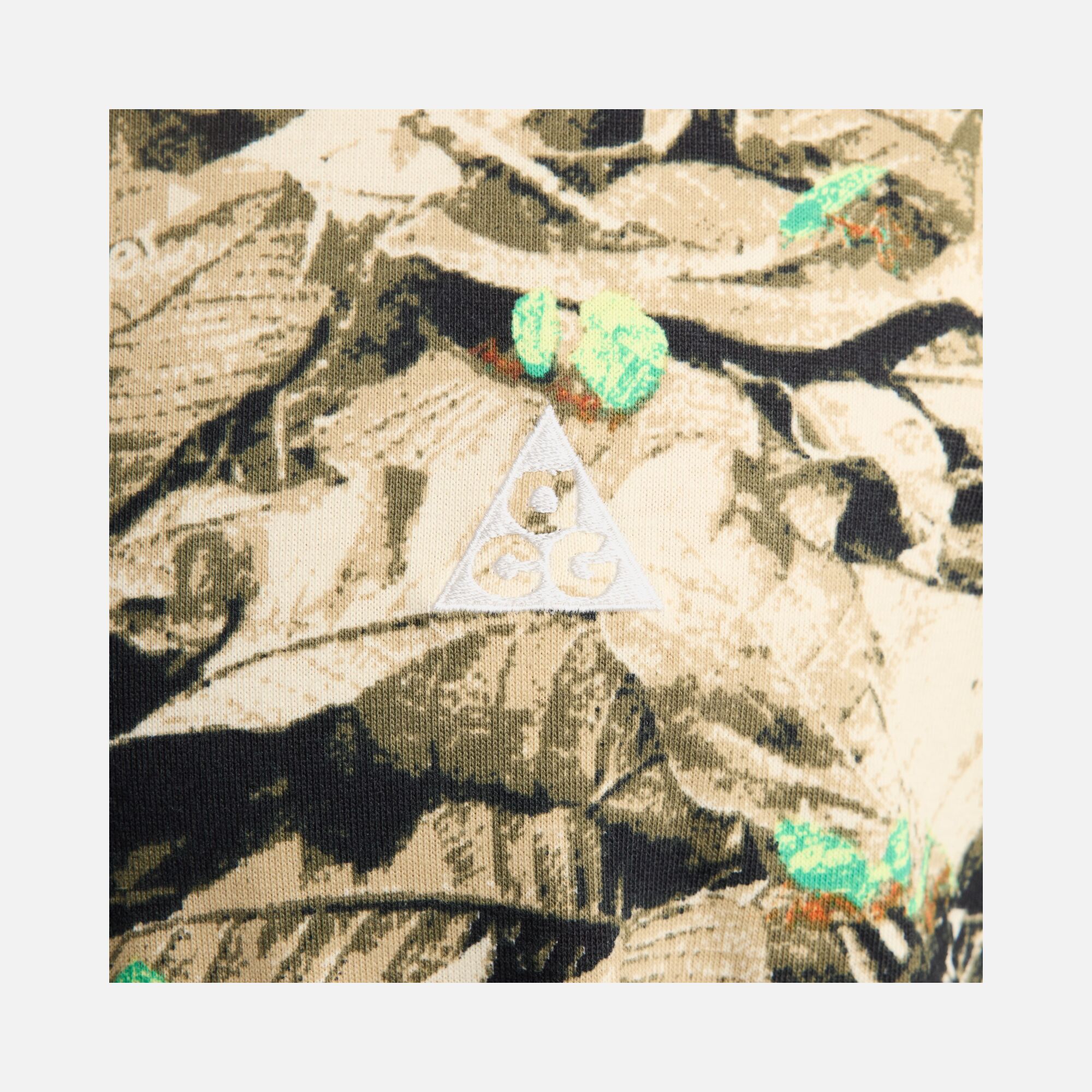 Nike Sportswear ACG Dri-Fit OC Leaf Cutter Graphics Short-Sleeve Erkek Tişört