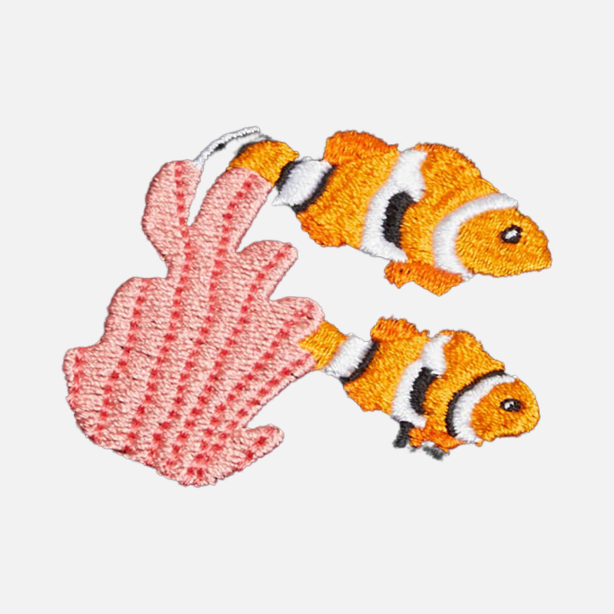 WWF Sportswear Palyaço Balığı Embroidered Cropped Short-Sleeve Kadın Tişört