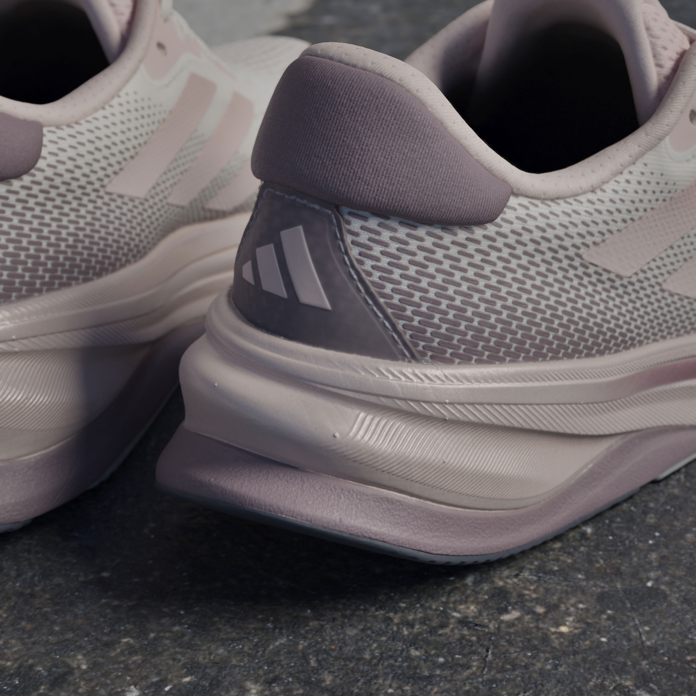 adidas Supernova Solution Running FW24 Kadın Spor Ayakkabı