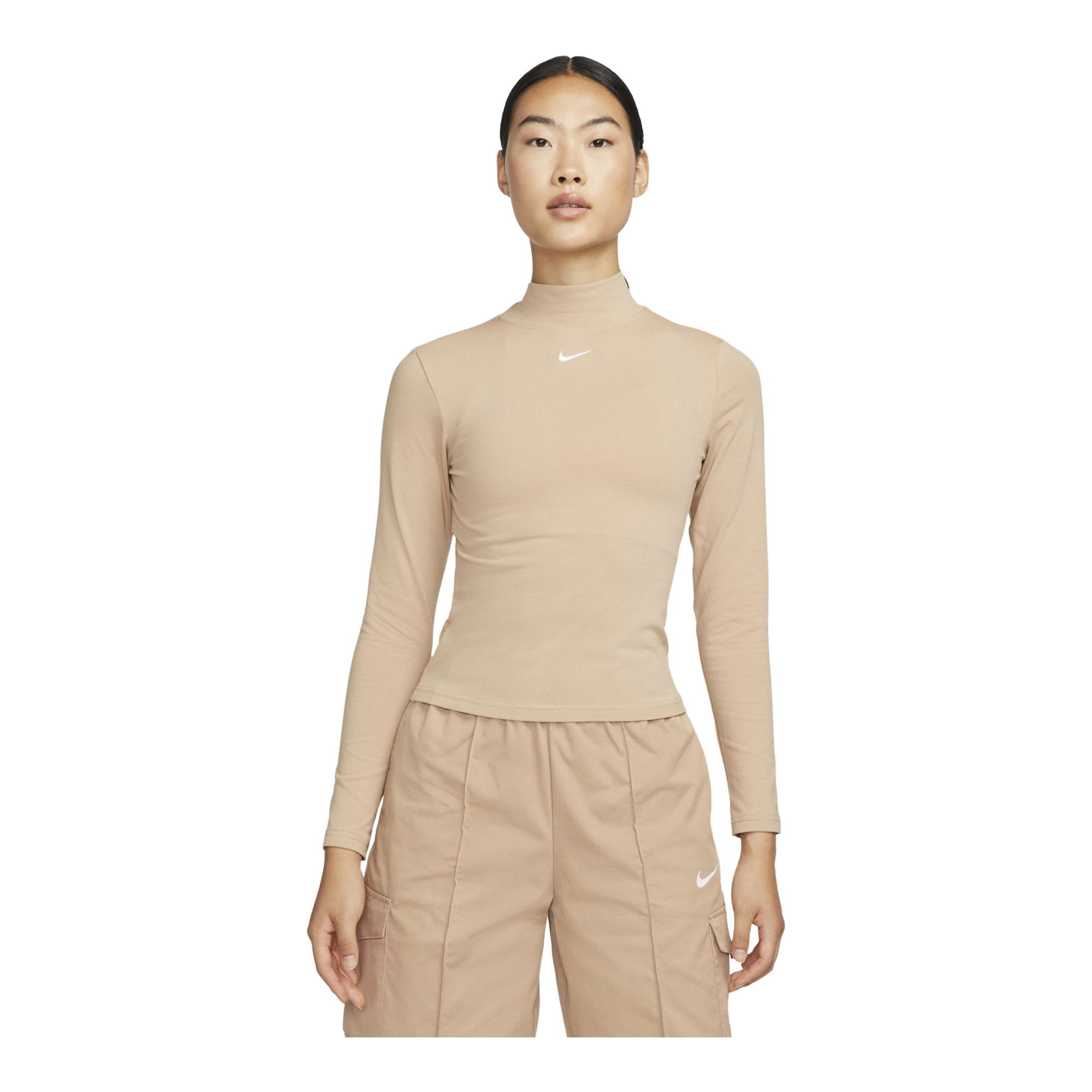 Nike Sportswear Collection Essentials Mock Neck Long-Sleeve Kadın Tişört