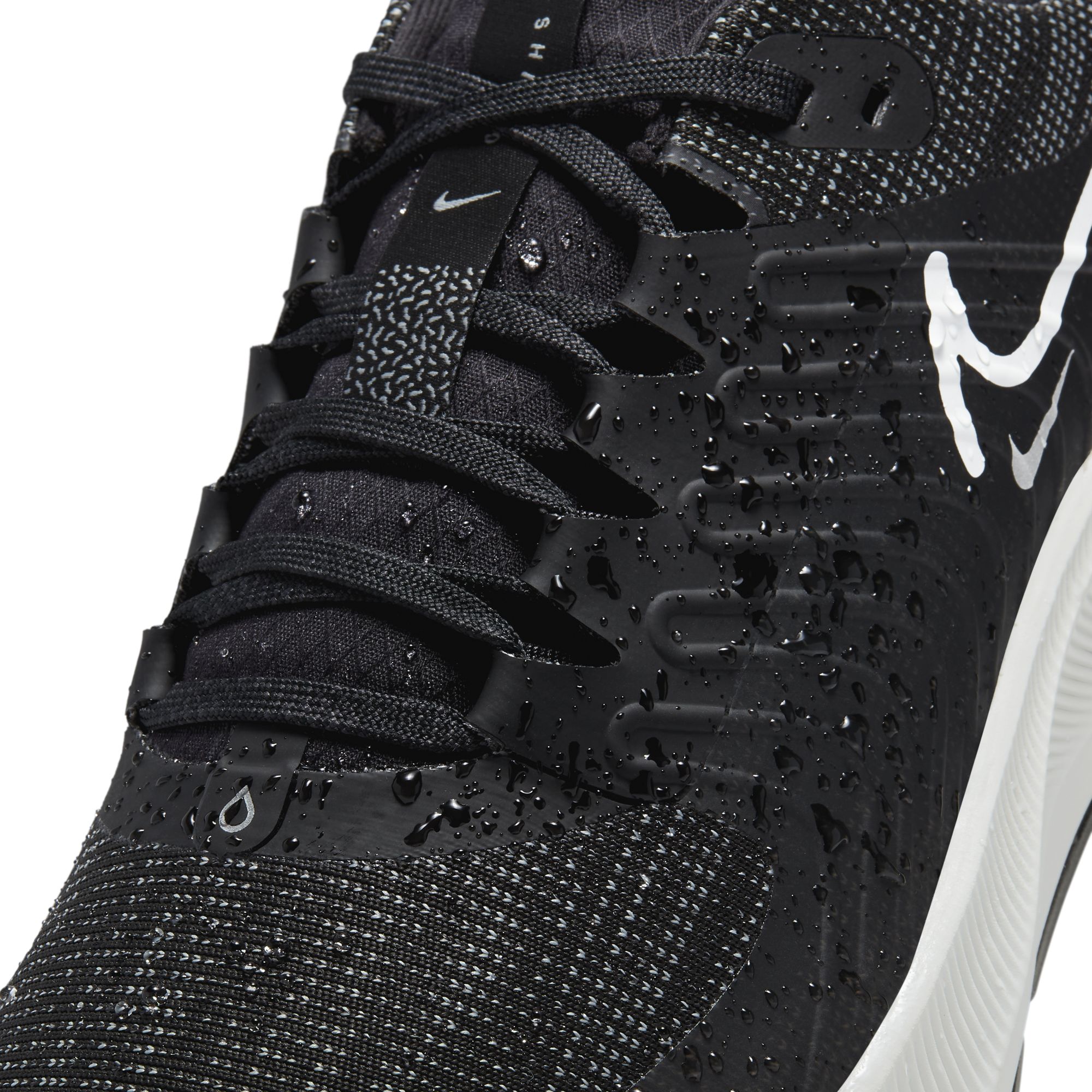 Nike Air Zoom Pegasus 38 Shield Weatherised Road Running Kadın Spor Ayakkabı