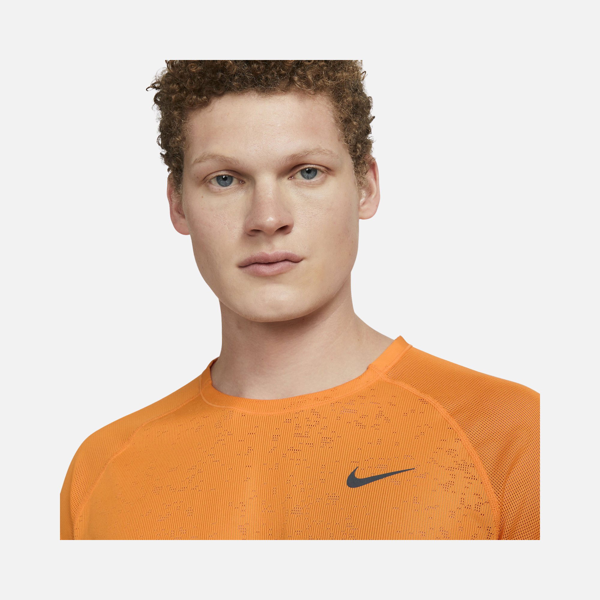 Nike Dri-Fit ADV Run Division TechKnit FW23 Running Short-Sleeve Erkek Tişört