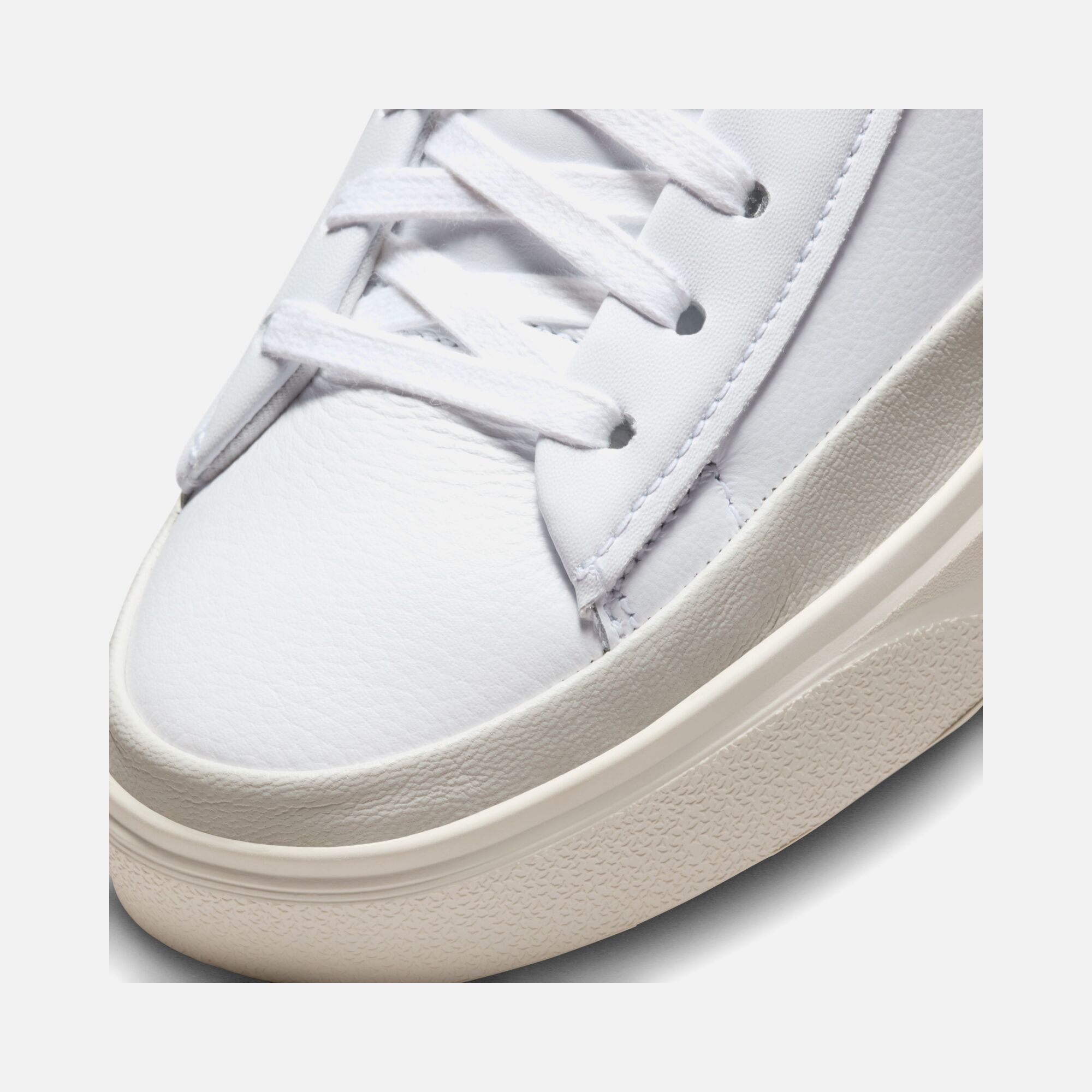 Nike Blazer Phantom Mid Erkek Spor Ayakkabı