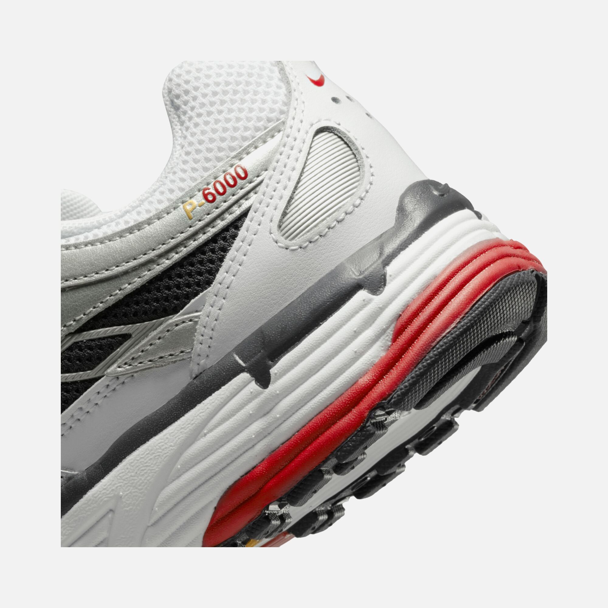Nike Sportswear P-6000 Kadın Spor Ayakkabı