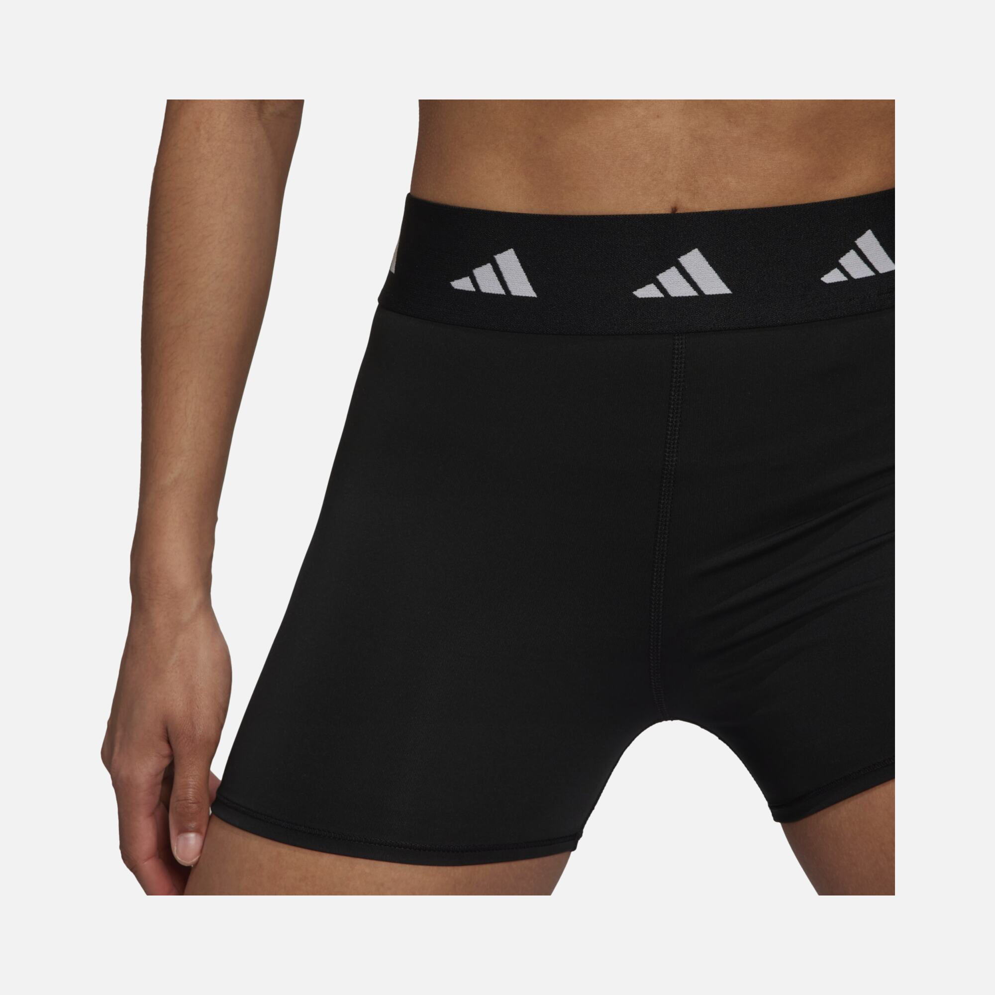 adidas Aeroready Techfit Training Kadın Şort