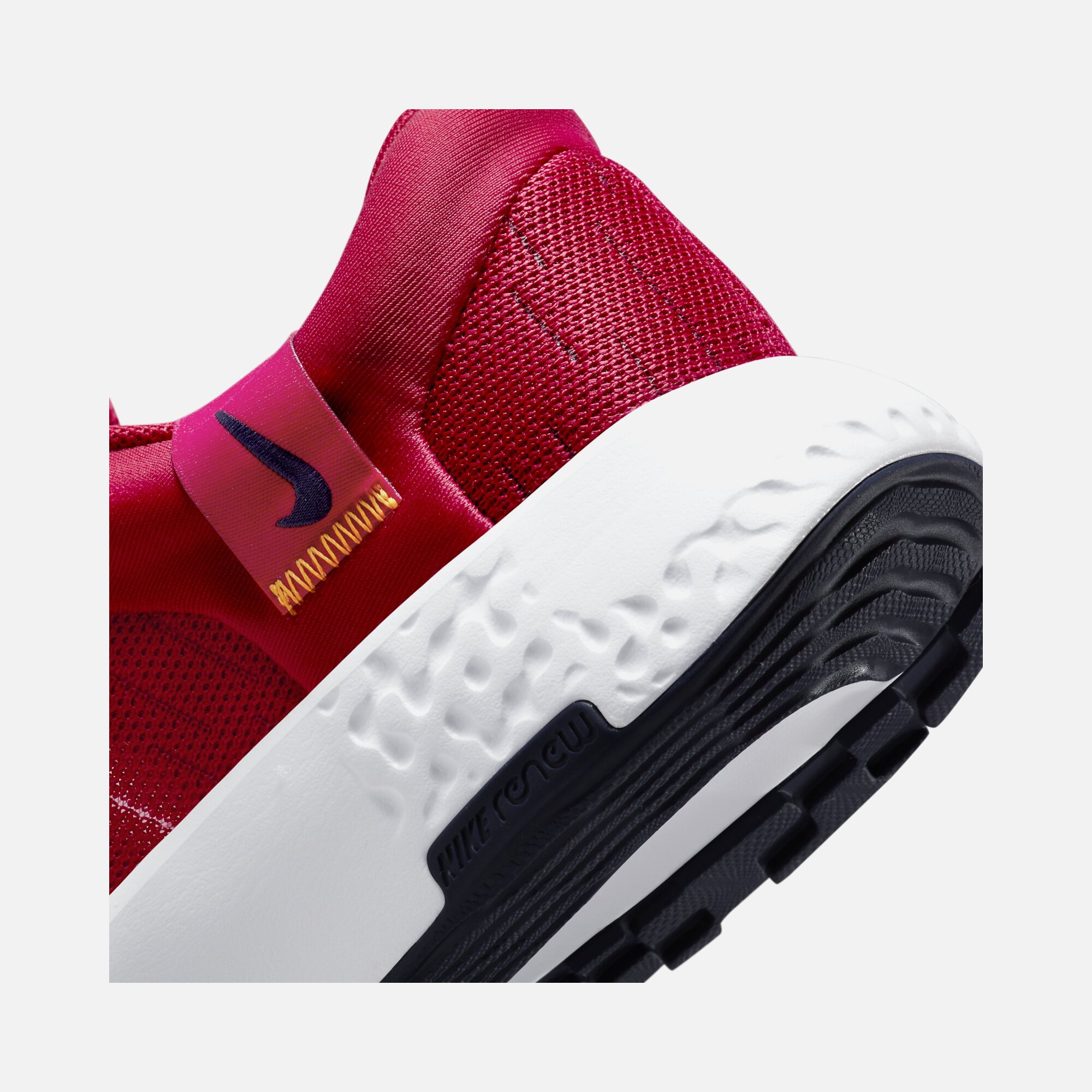 Nike Renew Serenity Run Road Running Kadın Spor Ayakkabı