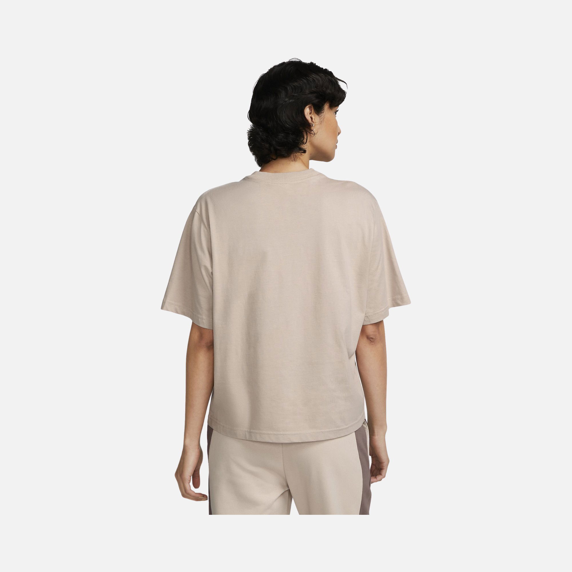 Nike Sportswear OC 3 Boxy Short-Sleeve Kadın Tişört