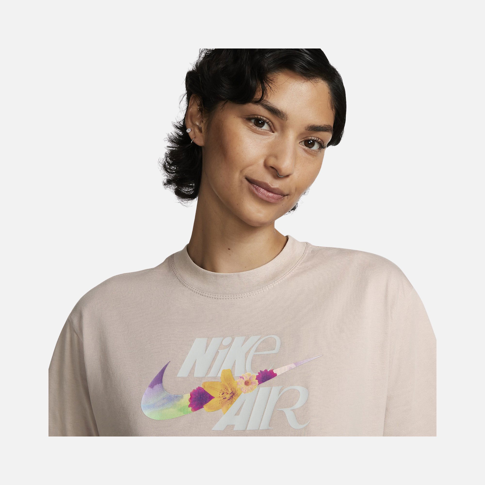 Nike Sportswear OC 3 Boxy Short-Sleeve Kadın Tişört