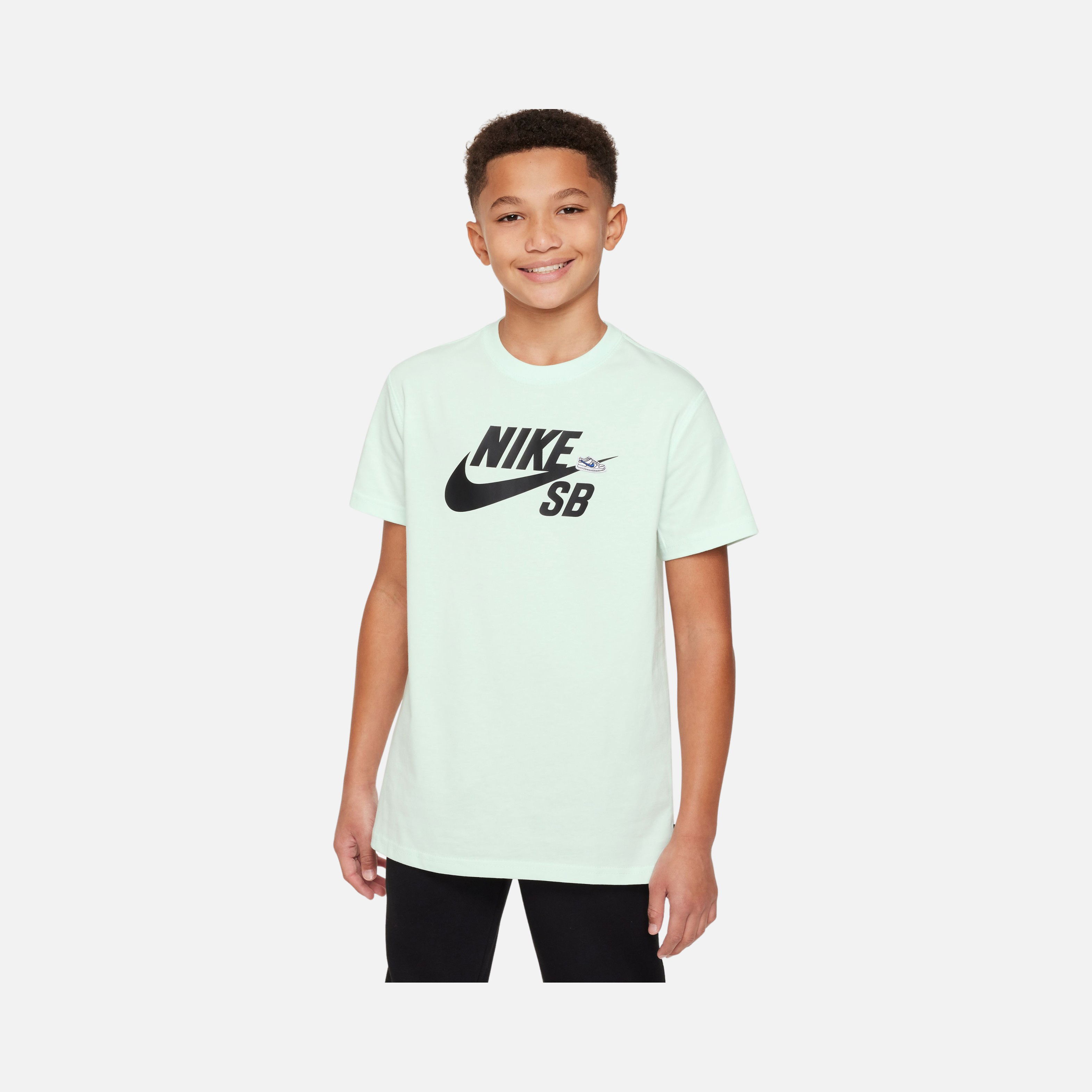 Nike Sportswear SB Logo Graphic Short-Sleeve Çocuk Tişört