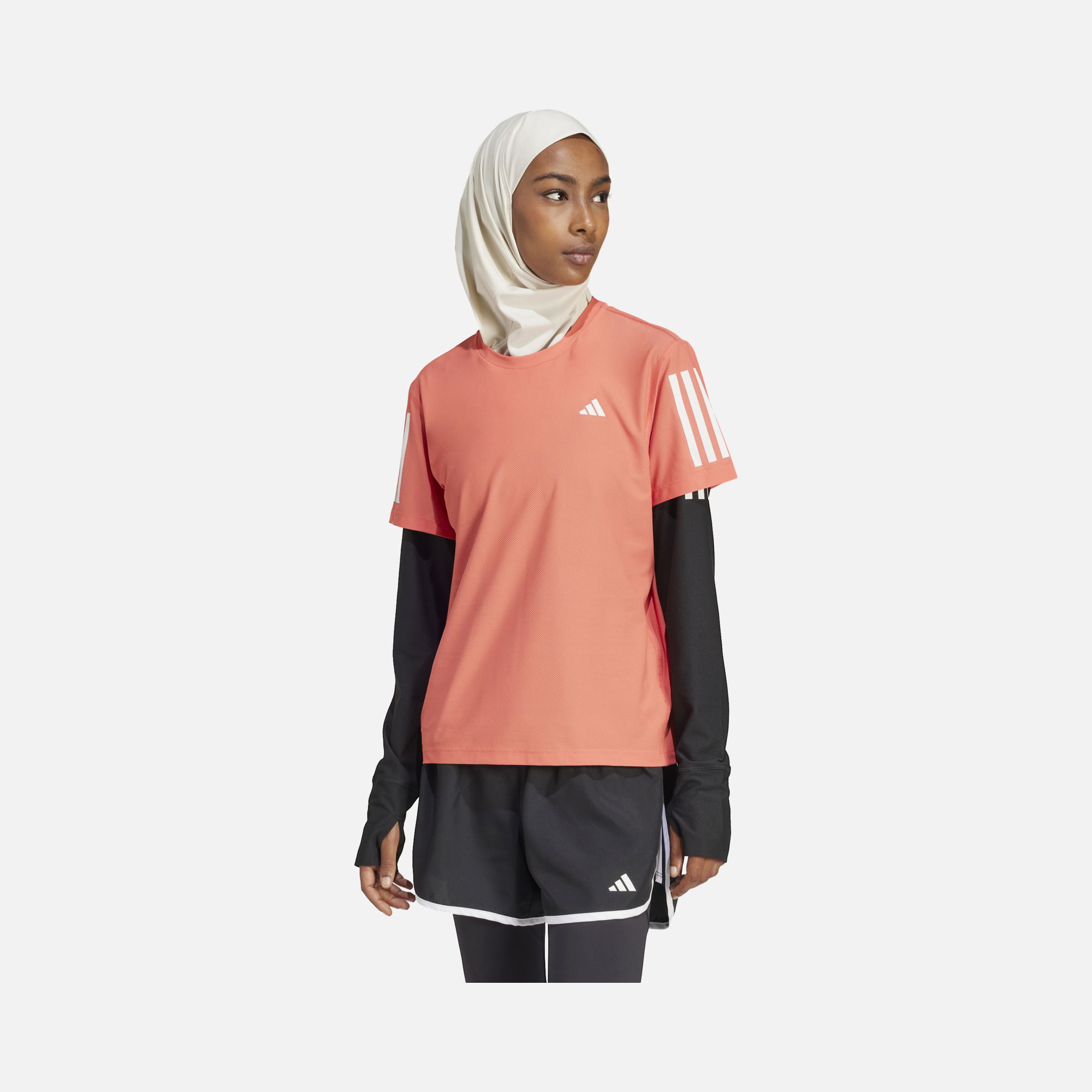 adidas AEROREADY Run Own The 3-Stripes Crew Neck Running Short-Sleeve Kadın Tişört