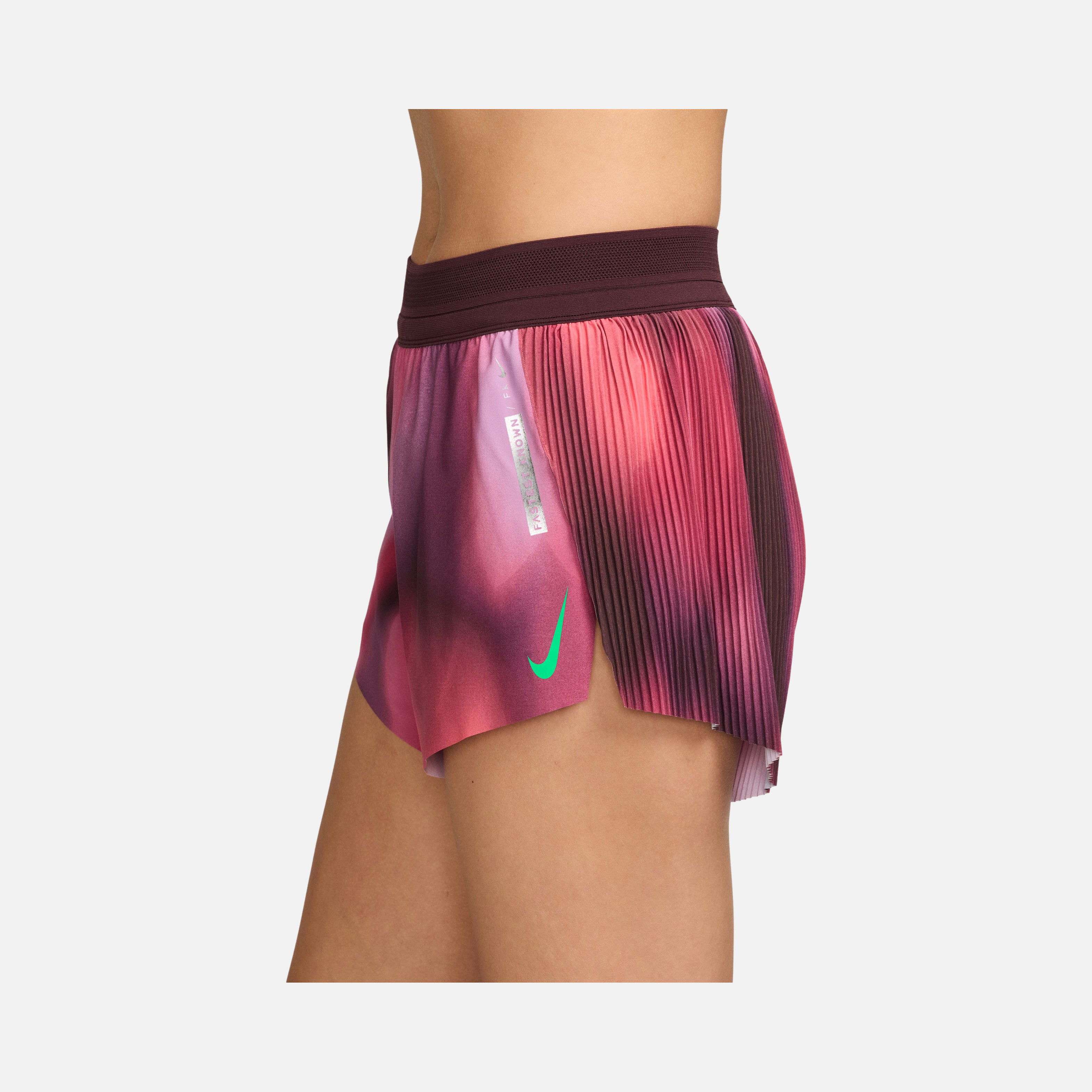 Nike Arswft Dfadv Mr 3 In St Fk Kadın Şort