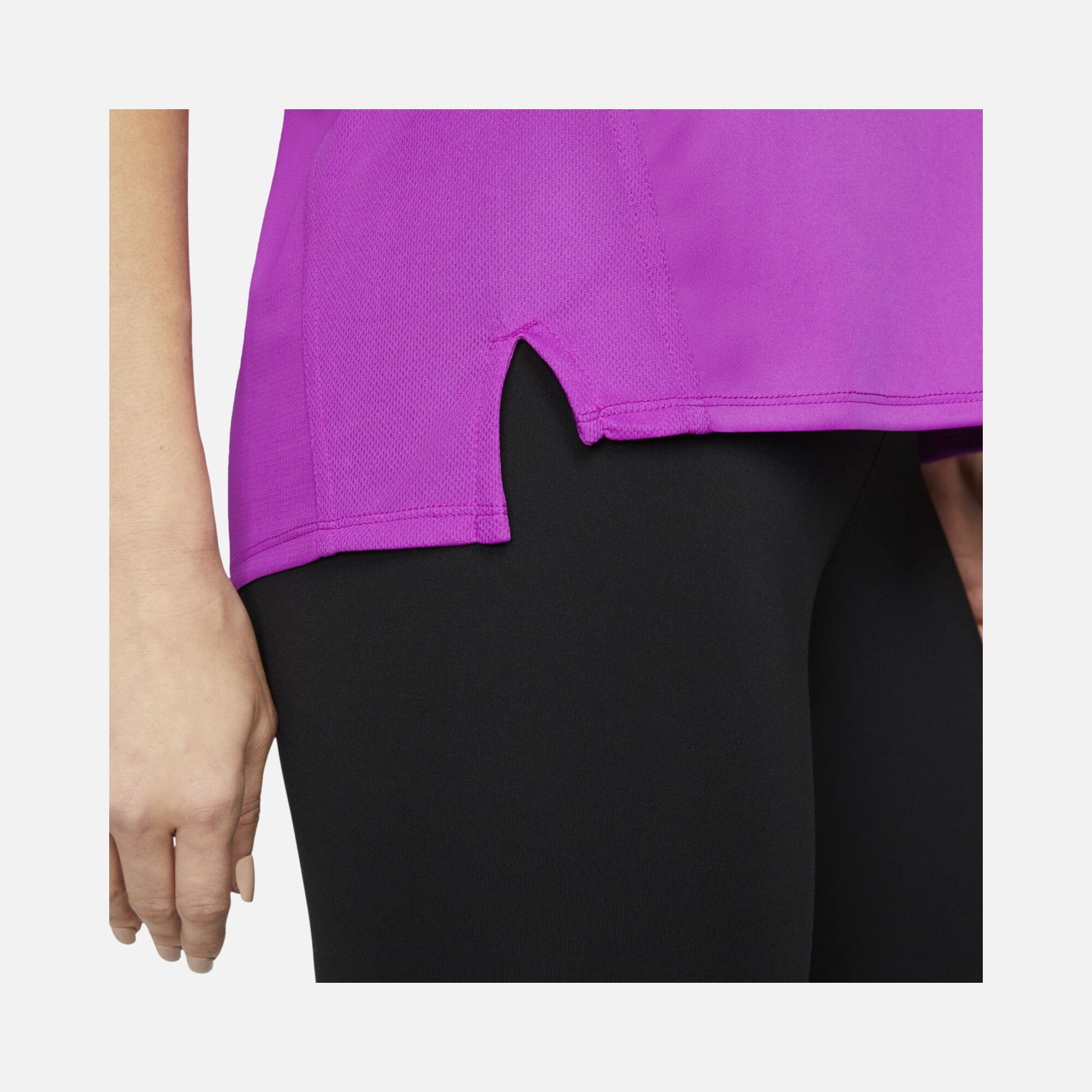 Nike Dri-Fit Race Running Short-Sleeve Kadın Tişört